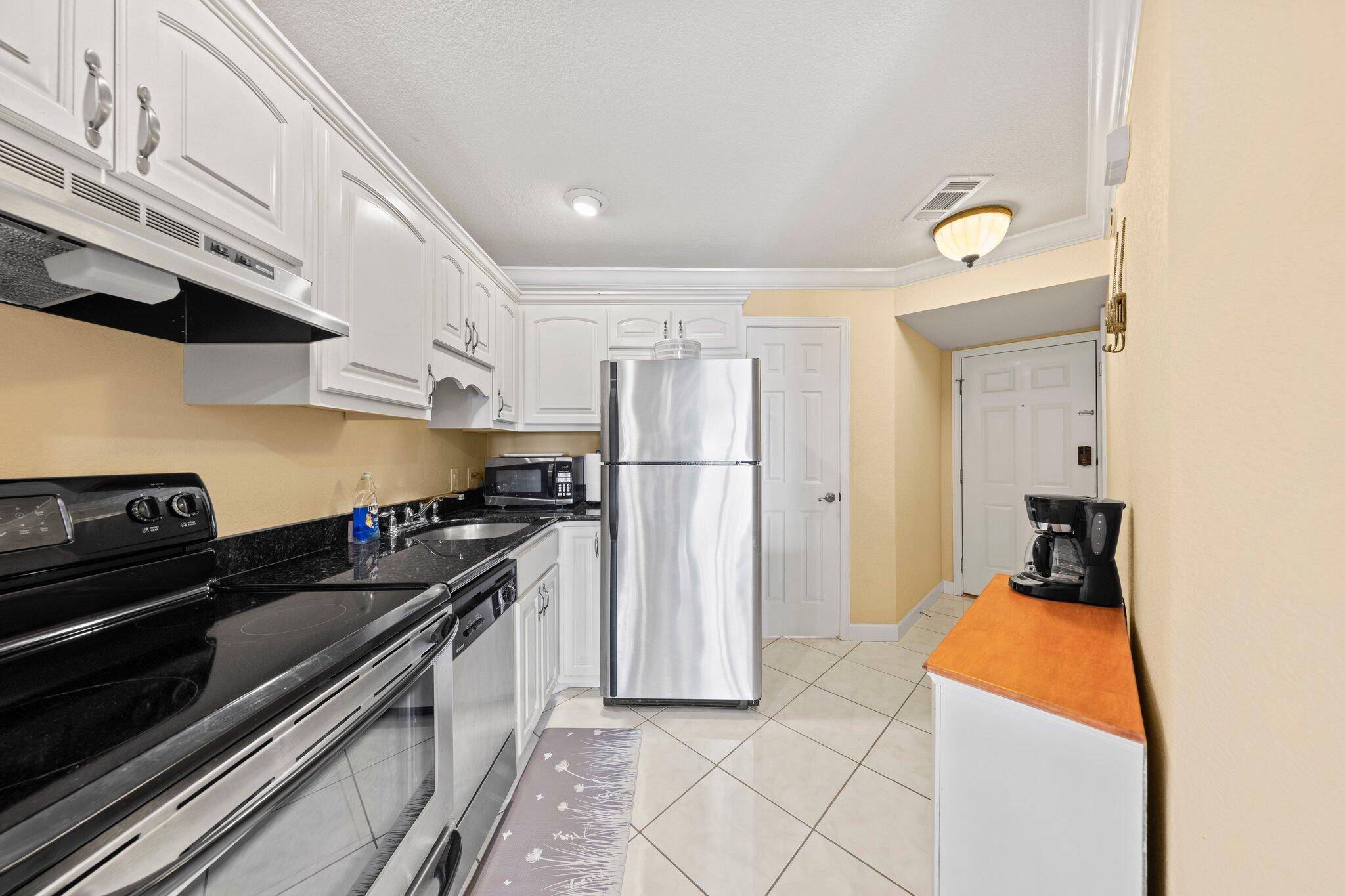 BAYSIDE VILLAS CONDO UNIT 108 - Residential