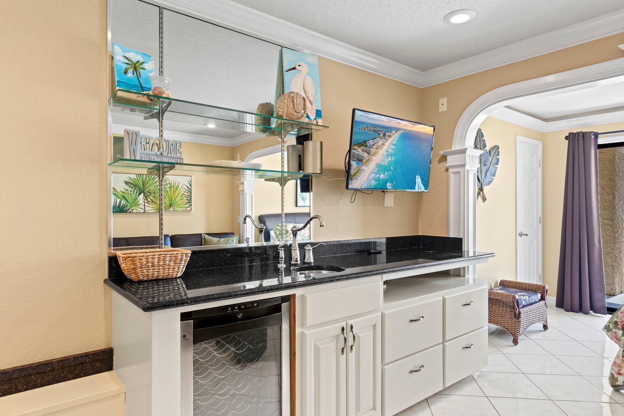 BAYSIDE VILLAS CONDO UNIT 108 - Residential