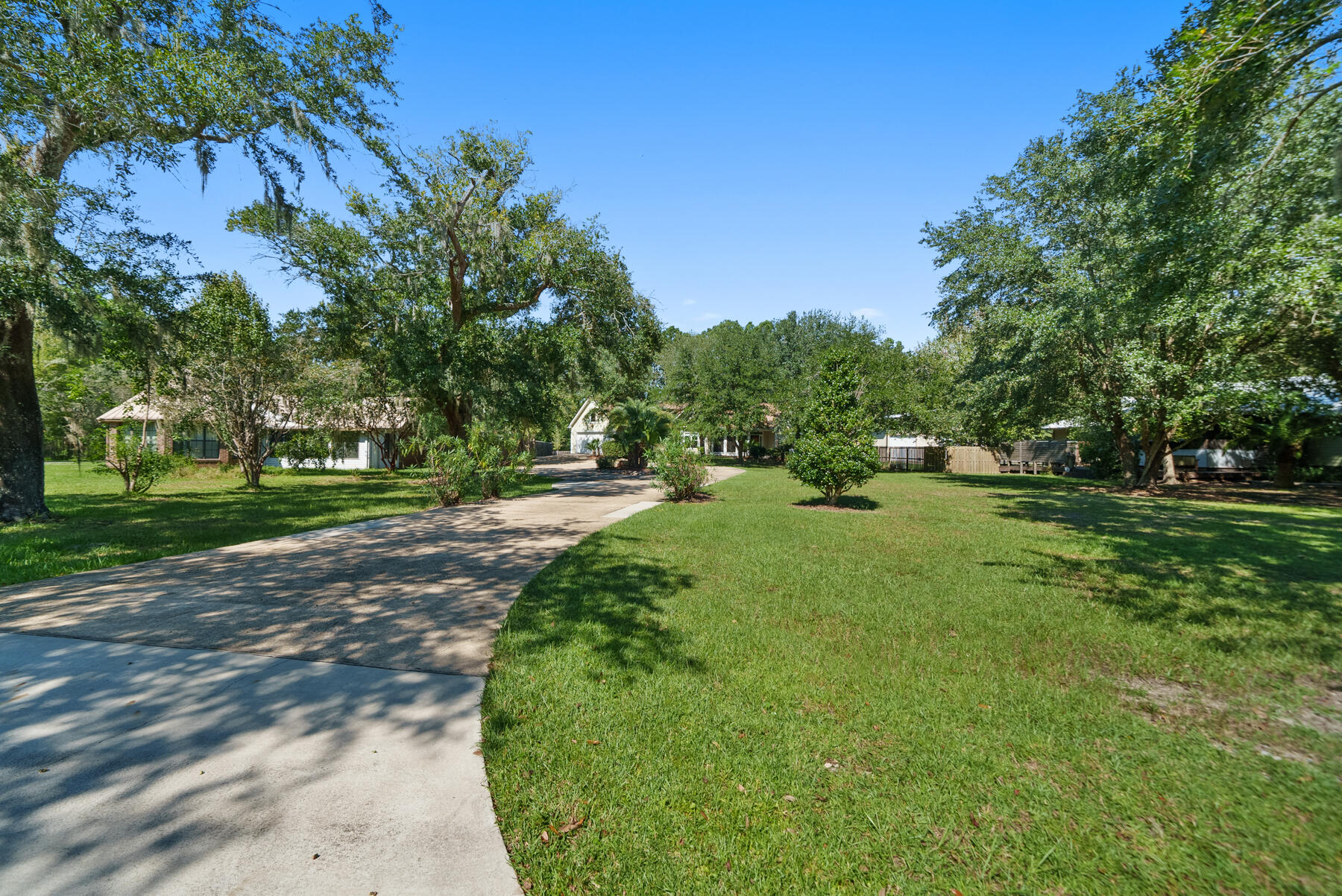 JOLLY BAY ACRES - Residential