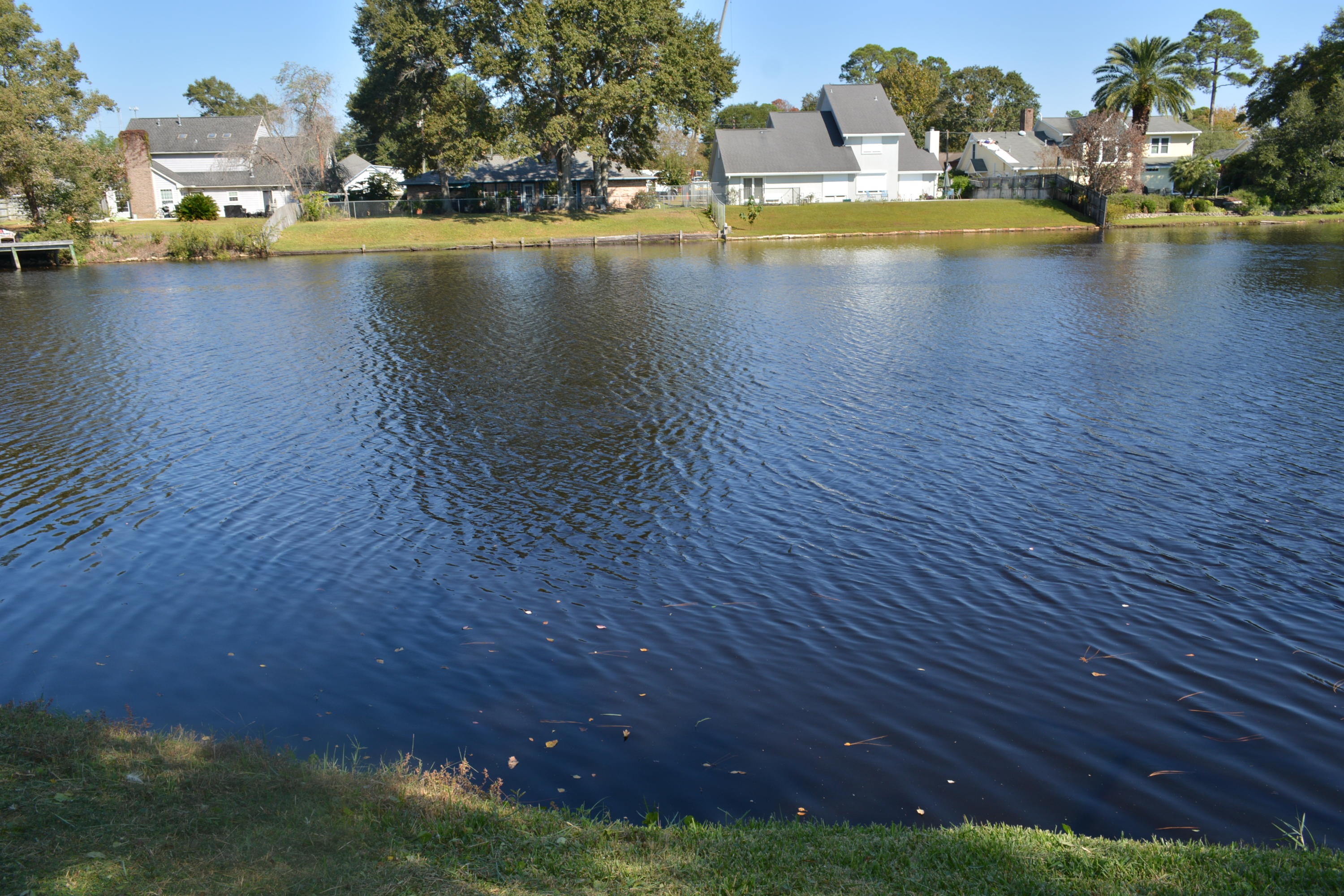 MARY ESTHER MANOR 1ST ADDN - Residential