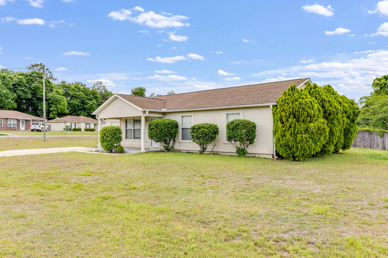 15 Flora Cove