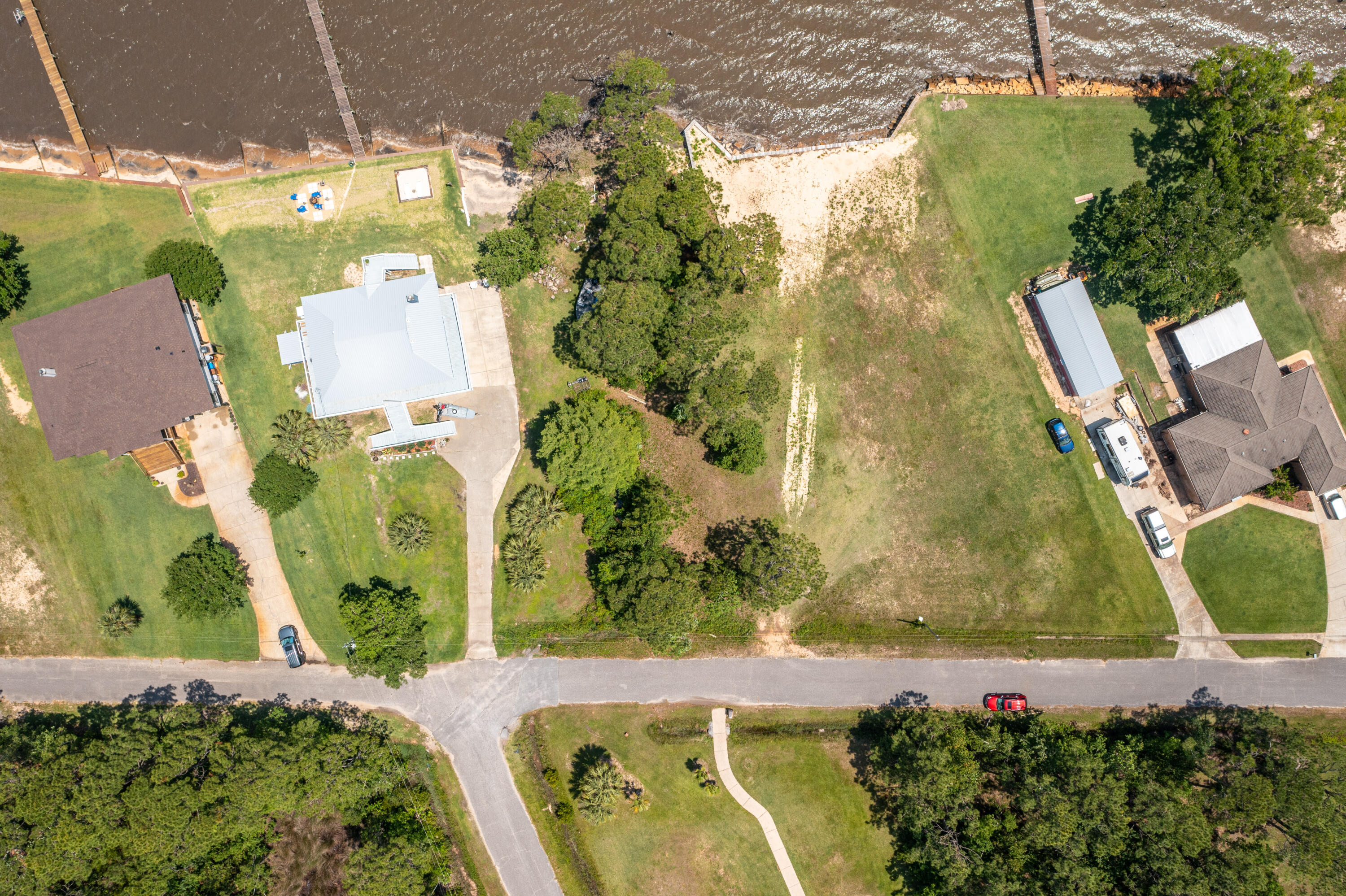 MILL-JOY SHORES - Land