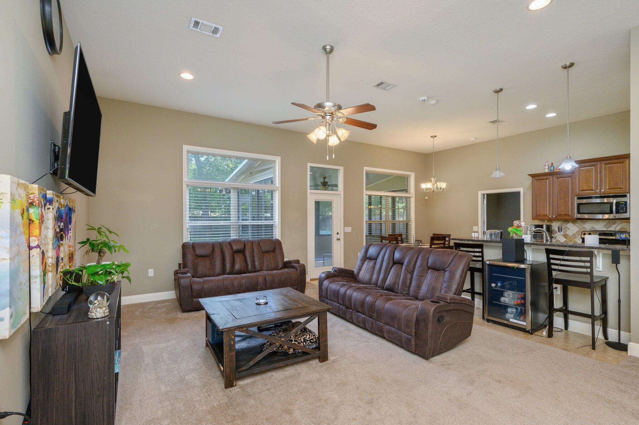 5th ADD GARNIER BCH LOT 21 - Residential