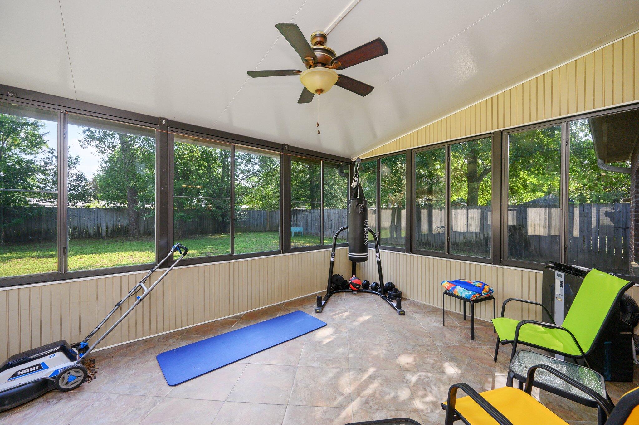 5th ADD GARNIER BCH LOT 21 - Residential