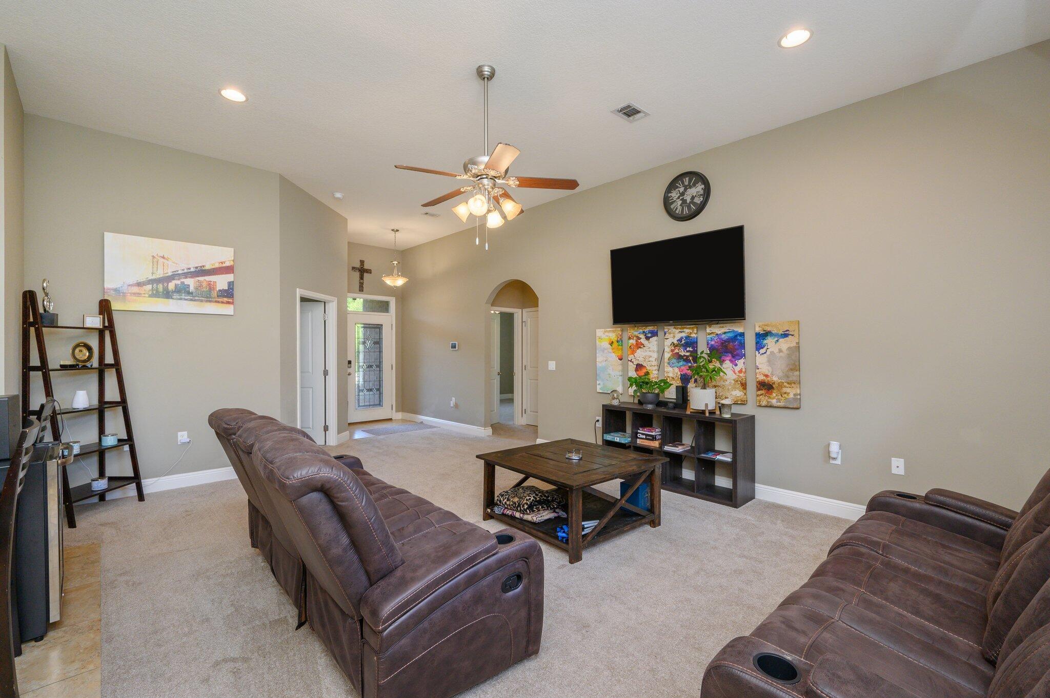 5th ADD GARNIER BCH LOT 21 - Residential