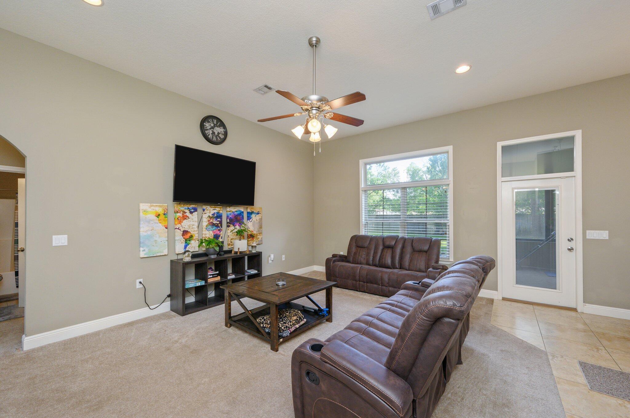 5th ADD GARNIER BCH LOT 21 - Residential