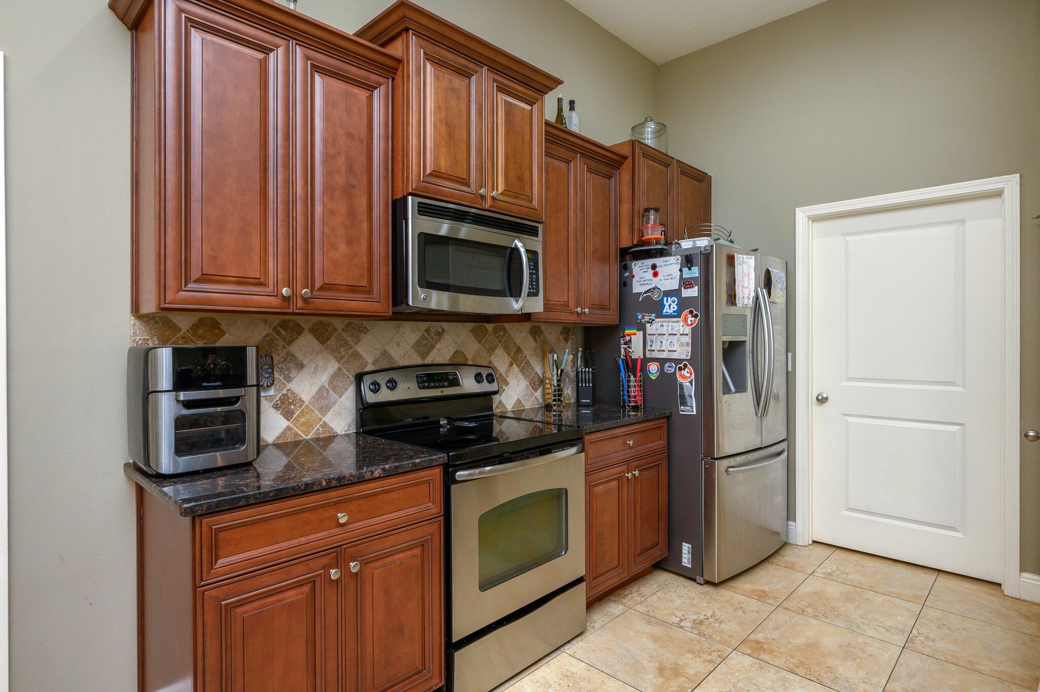 5th ADD GARNIER BCH LOT 21 - Residential