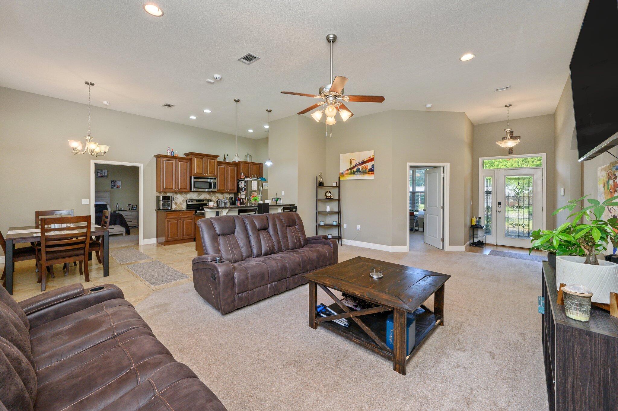 5th ADD GARNIER BCH LOT 21 - Residential