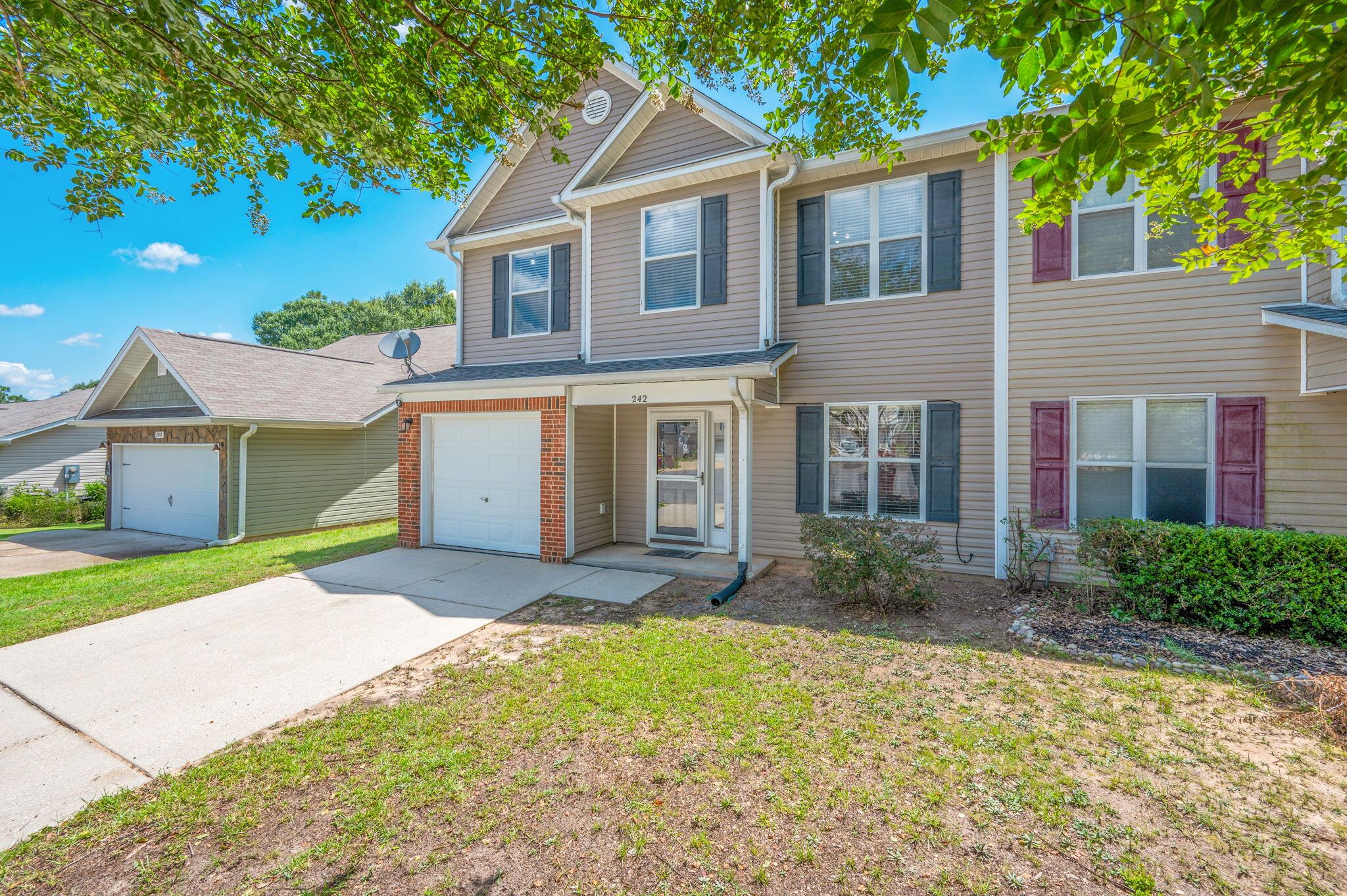 STILLWELL ESTATES - Residential Lease