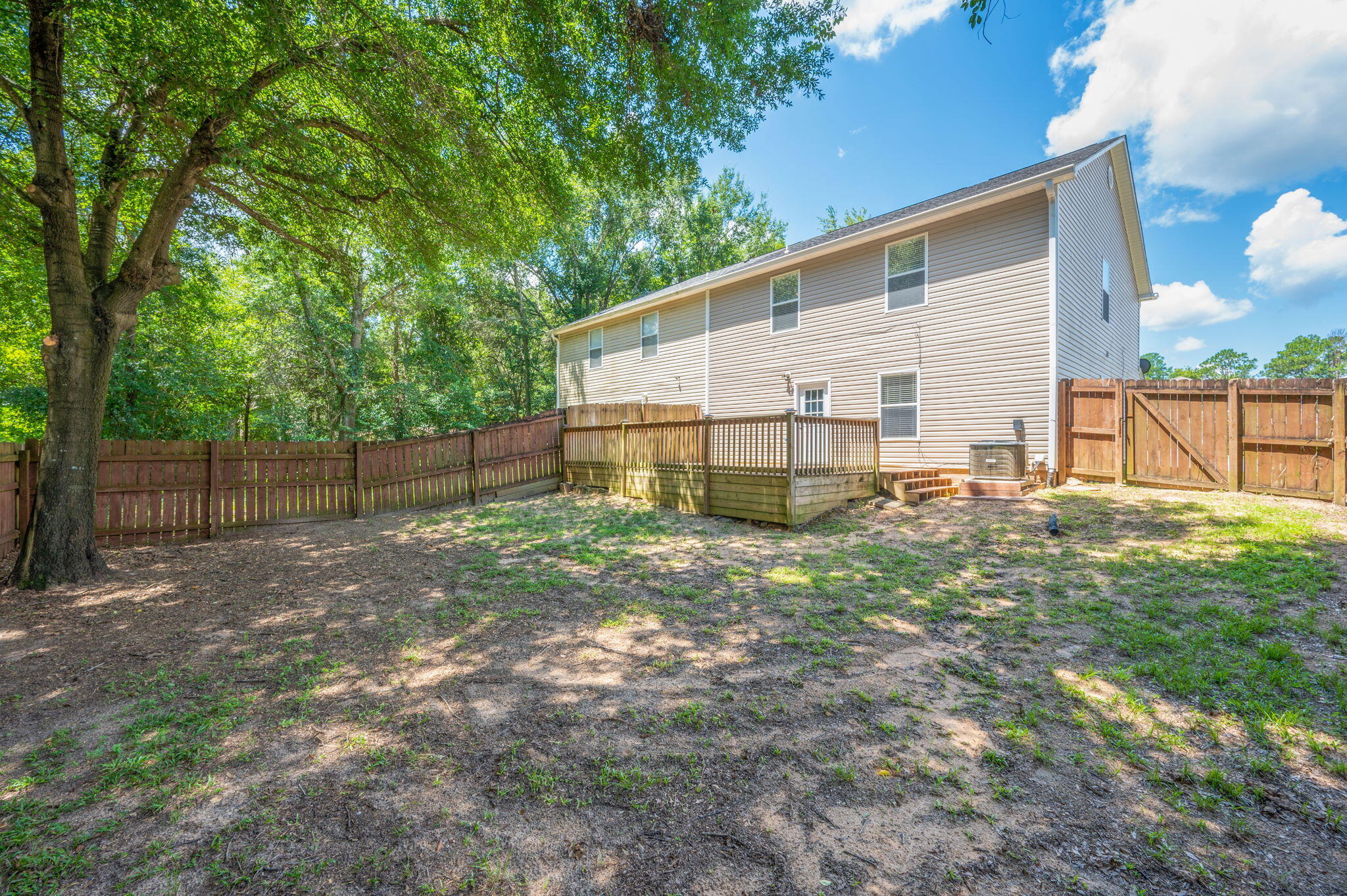 STILLWELL ESTATES - Residential Lease