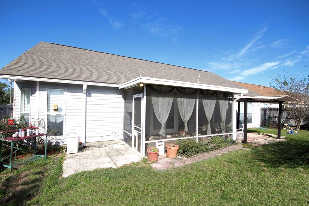 COLLEGE OAKS - Residential