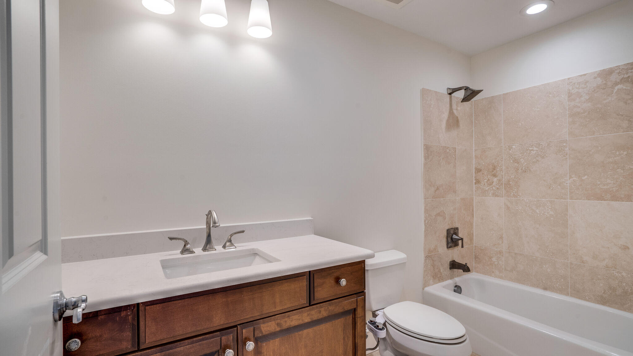 ONE WATER PLACE - Residential