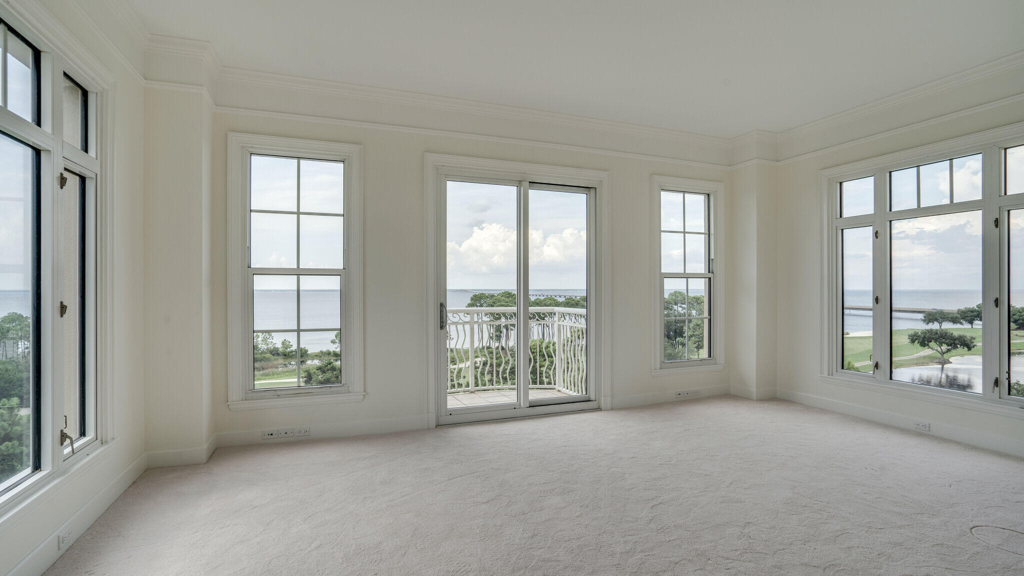 ONE WATER PLACE - Residential