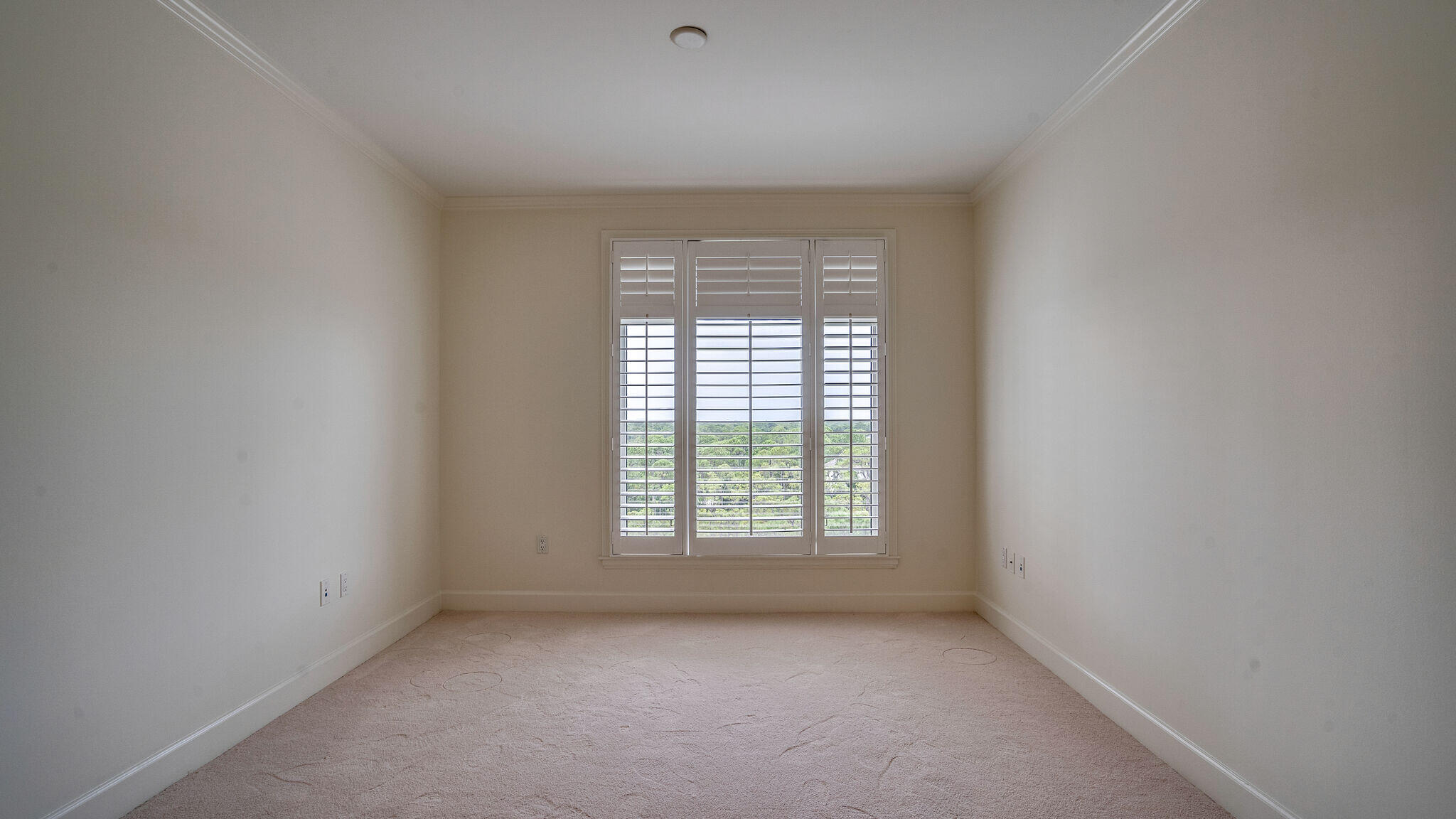 ONE WATER PLACE - Residential