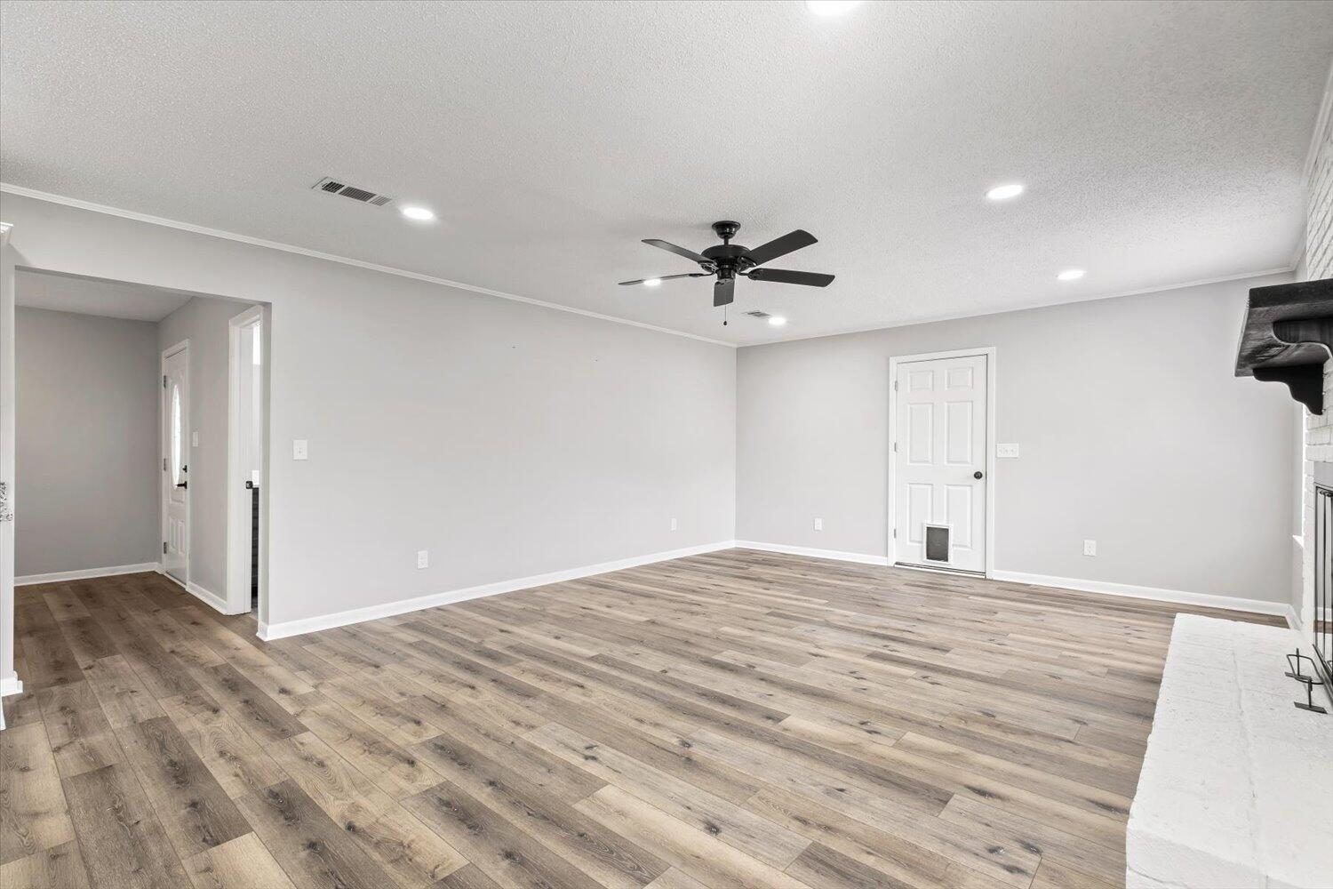 BRIARCLIFF - Residential