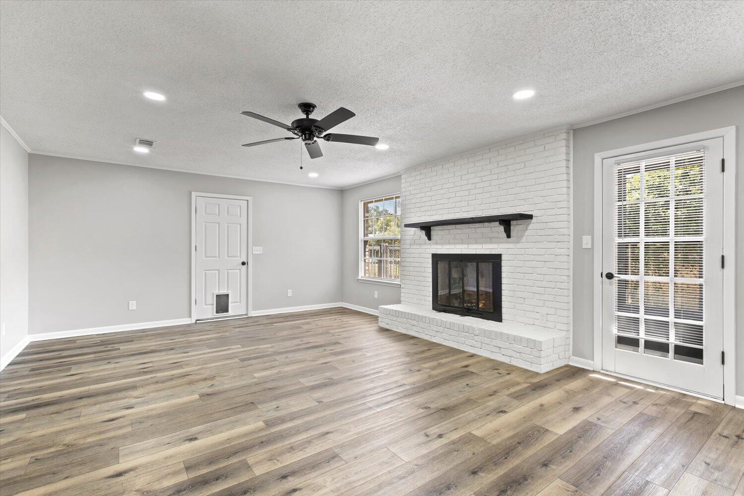 BRIARCLIFF - Residential