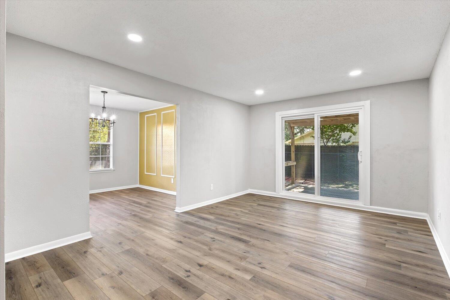 BRIARCLIFF - Residential