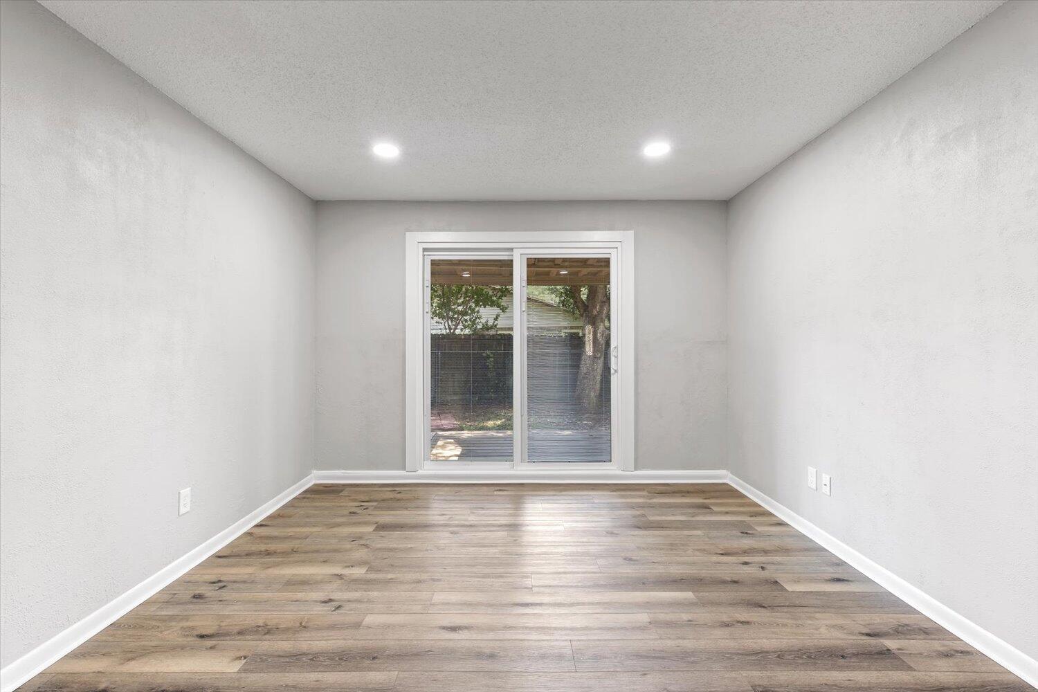 BRIARCLIFF - Residential