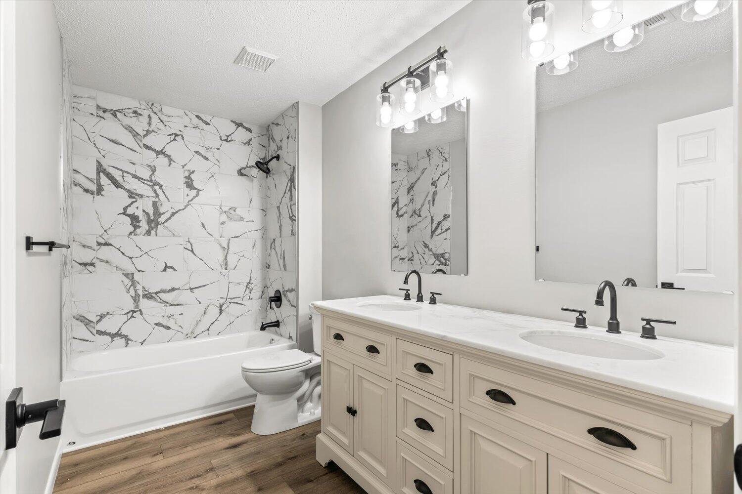 BRIARCLIFF - Residential