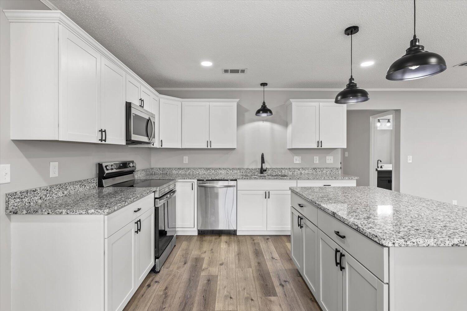 BRIARCLIFF - Residential