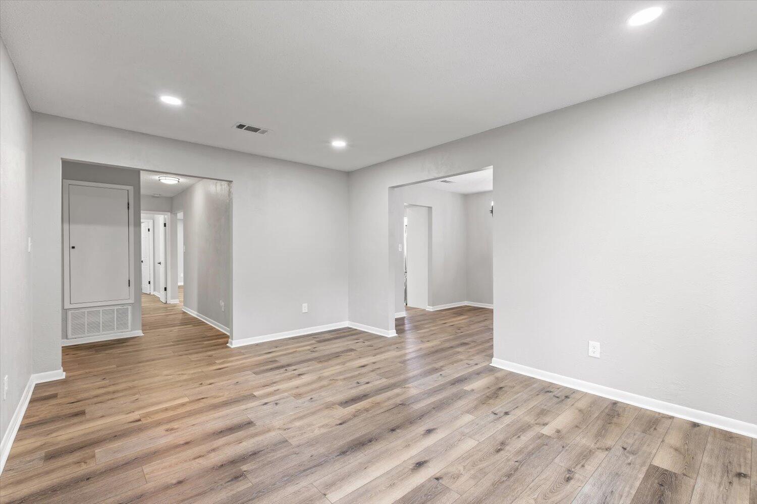 BRIARCLIFF - Residential