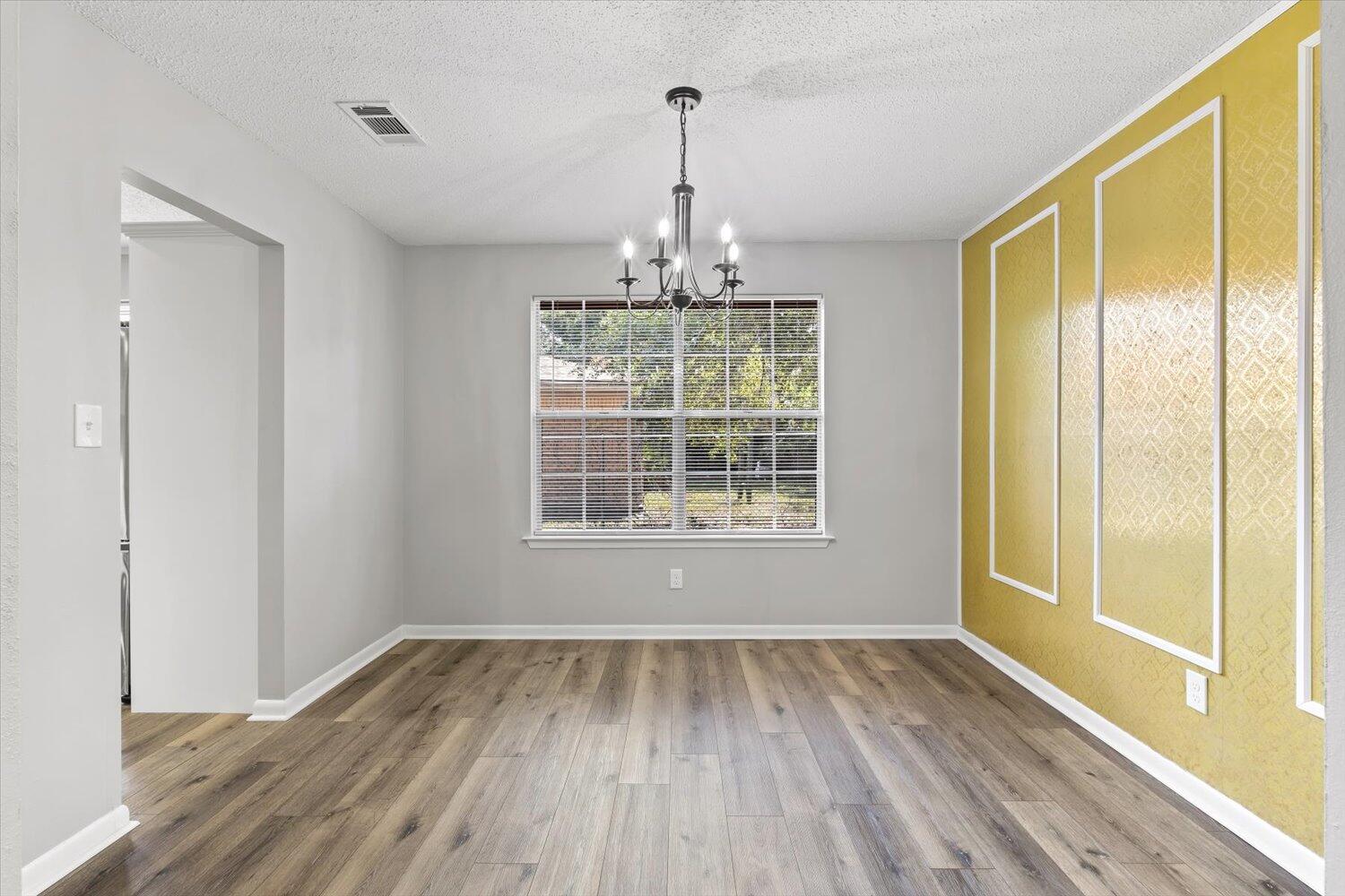 BRIARCLIFF - Residential