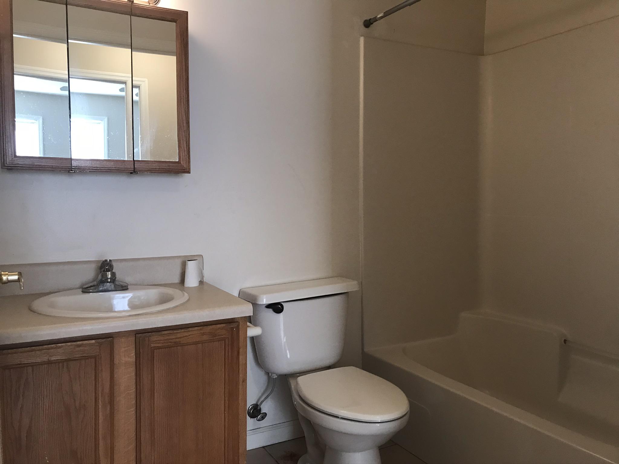 Houston Pines - Residential Lease