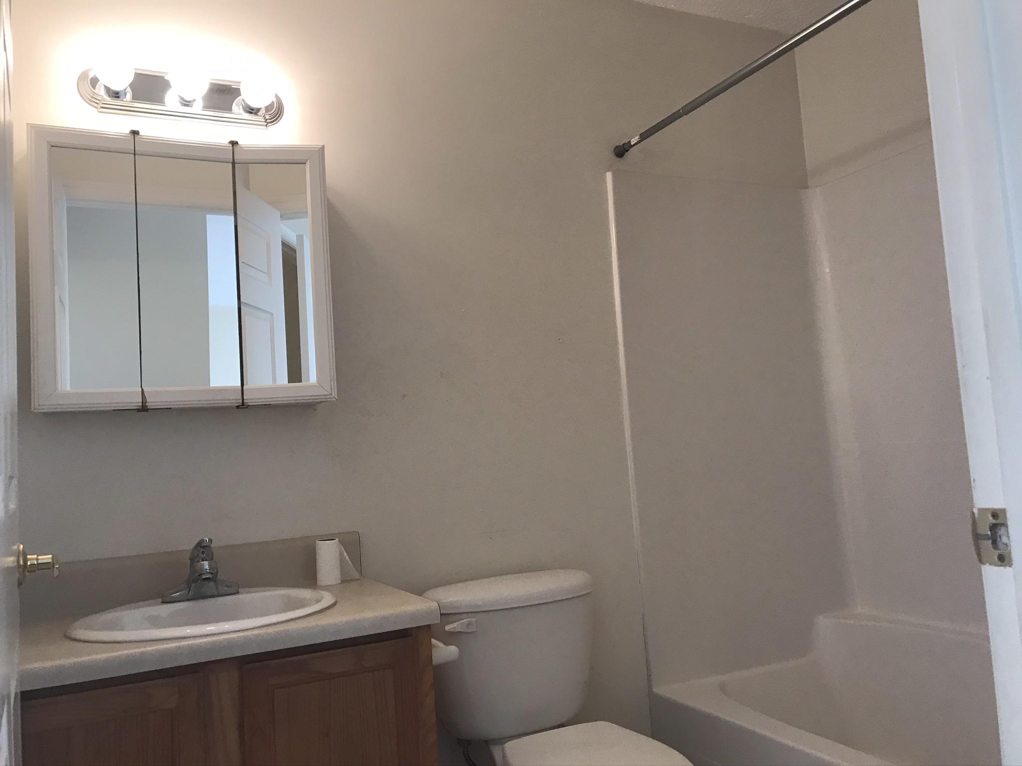 Houston Pines - Residential Lease