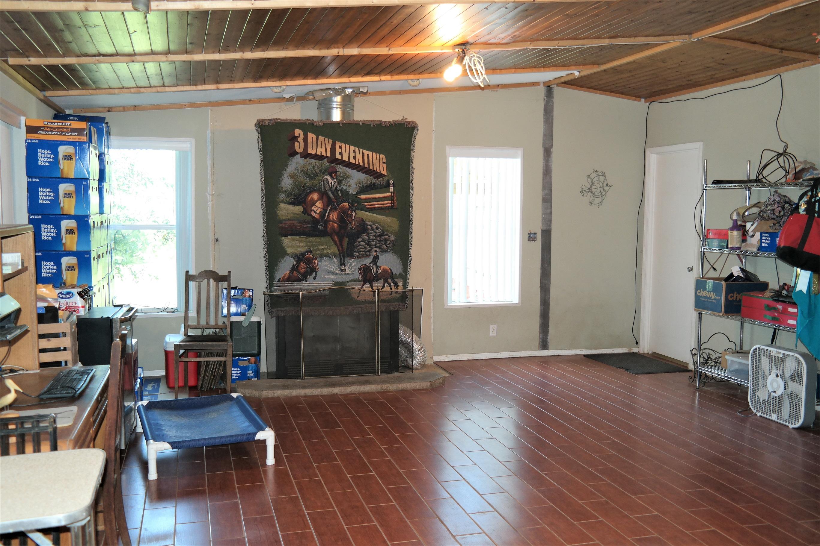 METES & BOUNDS - Farm