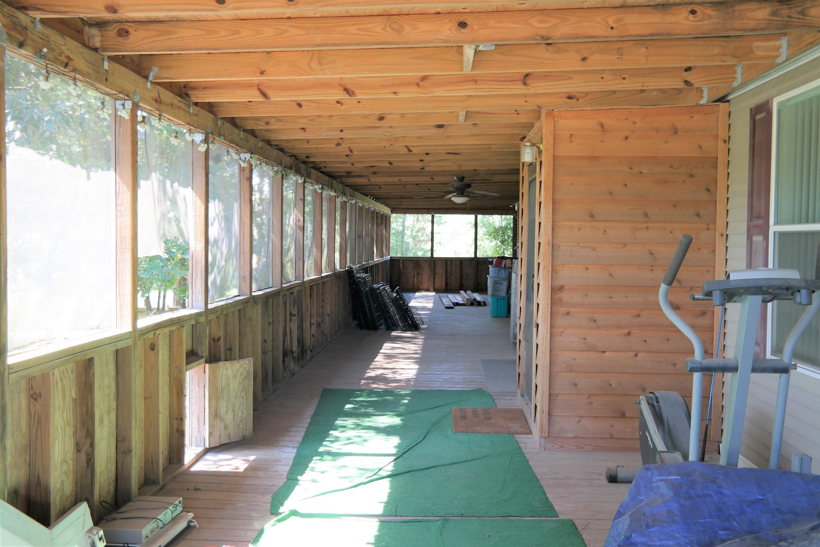 METES & BOUNDS - Farm