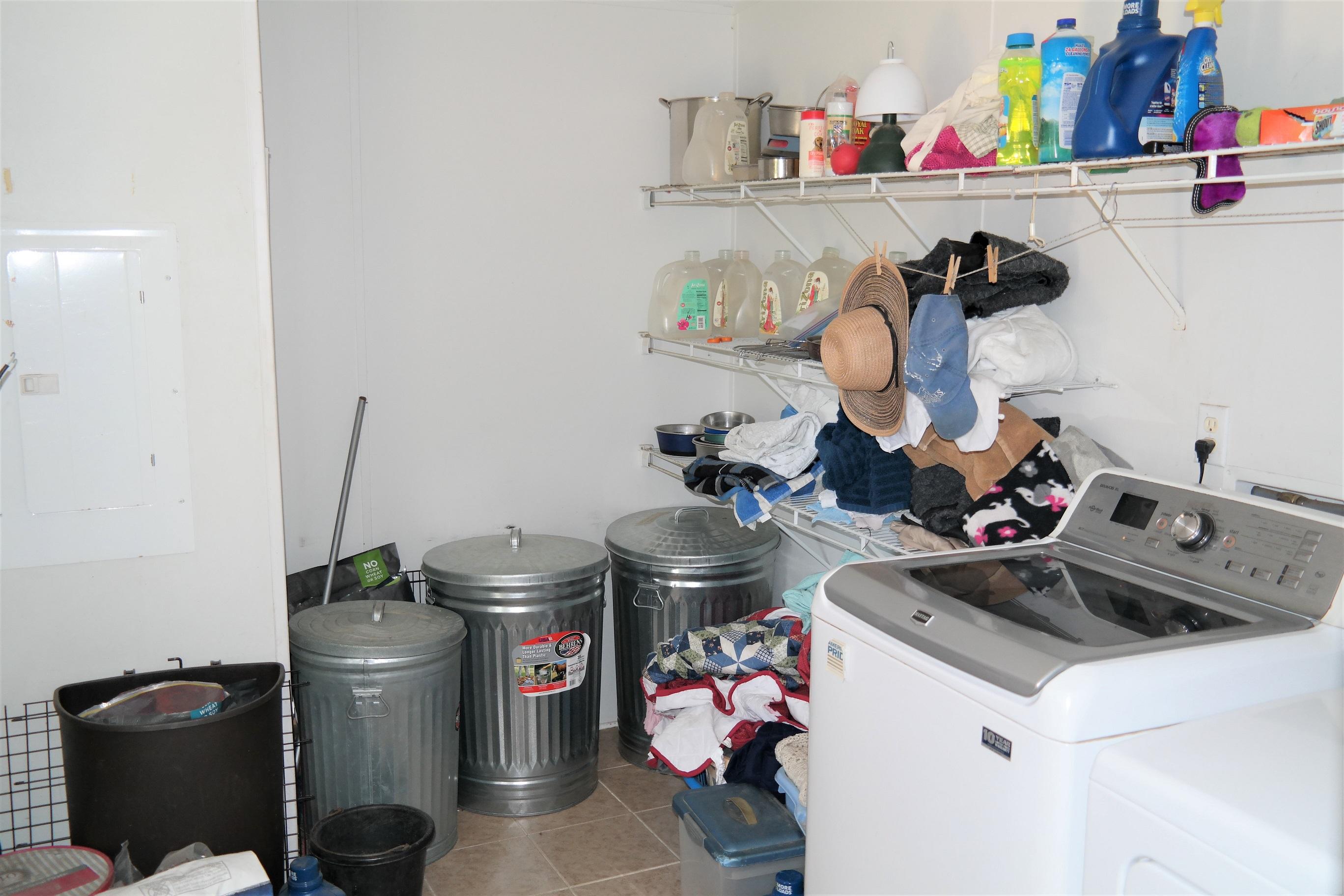 METES & BOUNDS - Farm