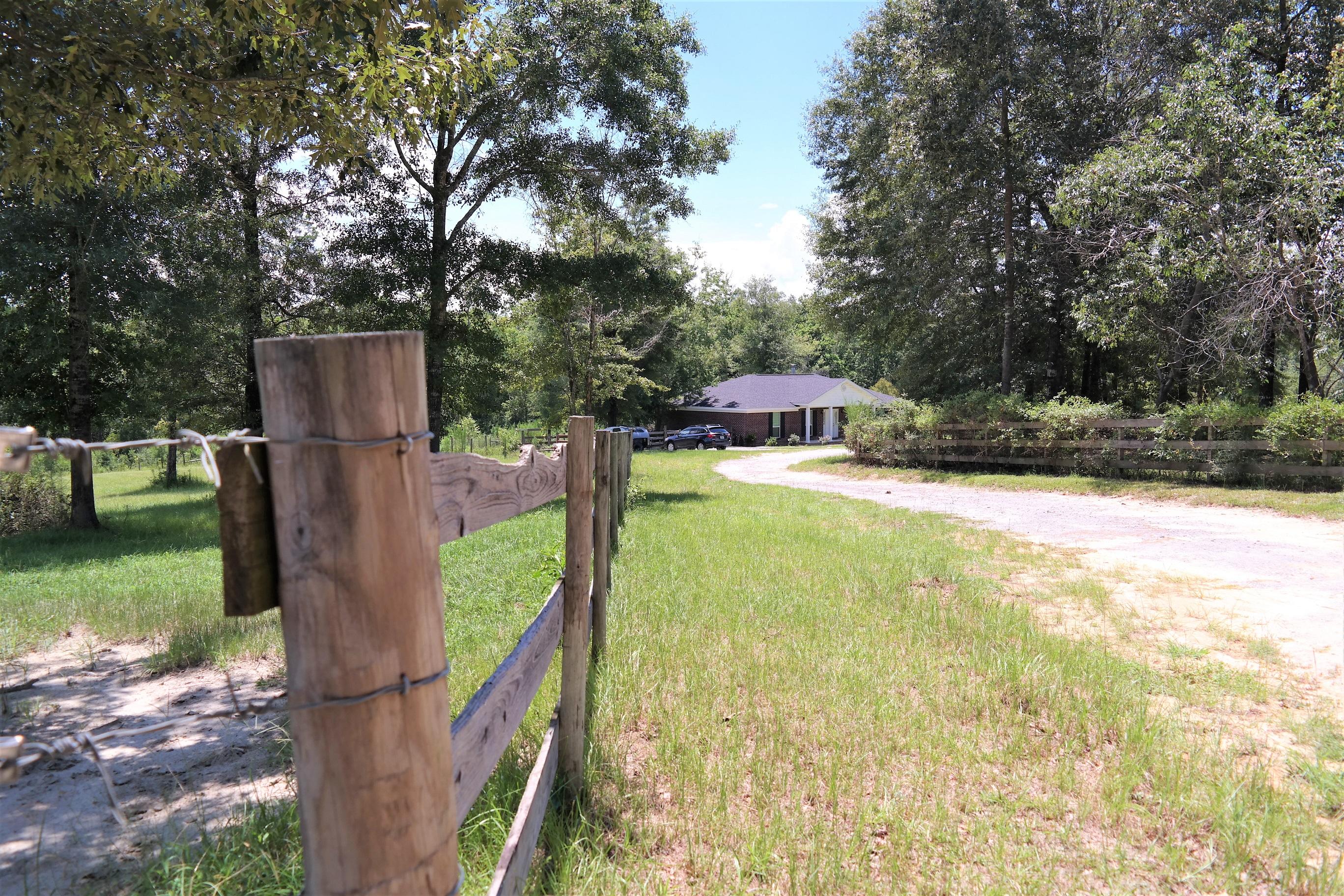 METES & BOUNDS - Farm