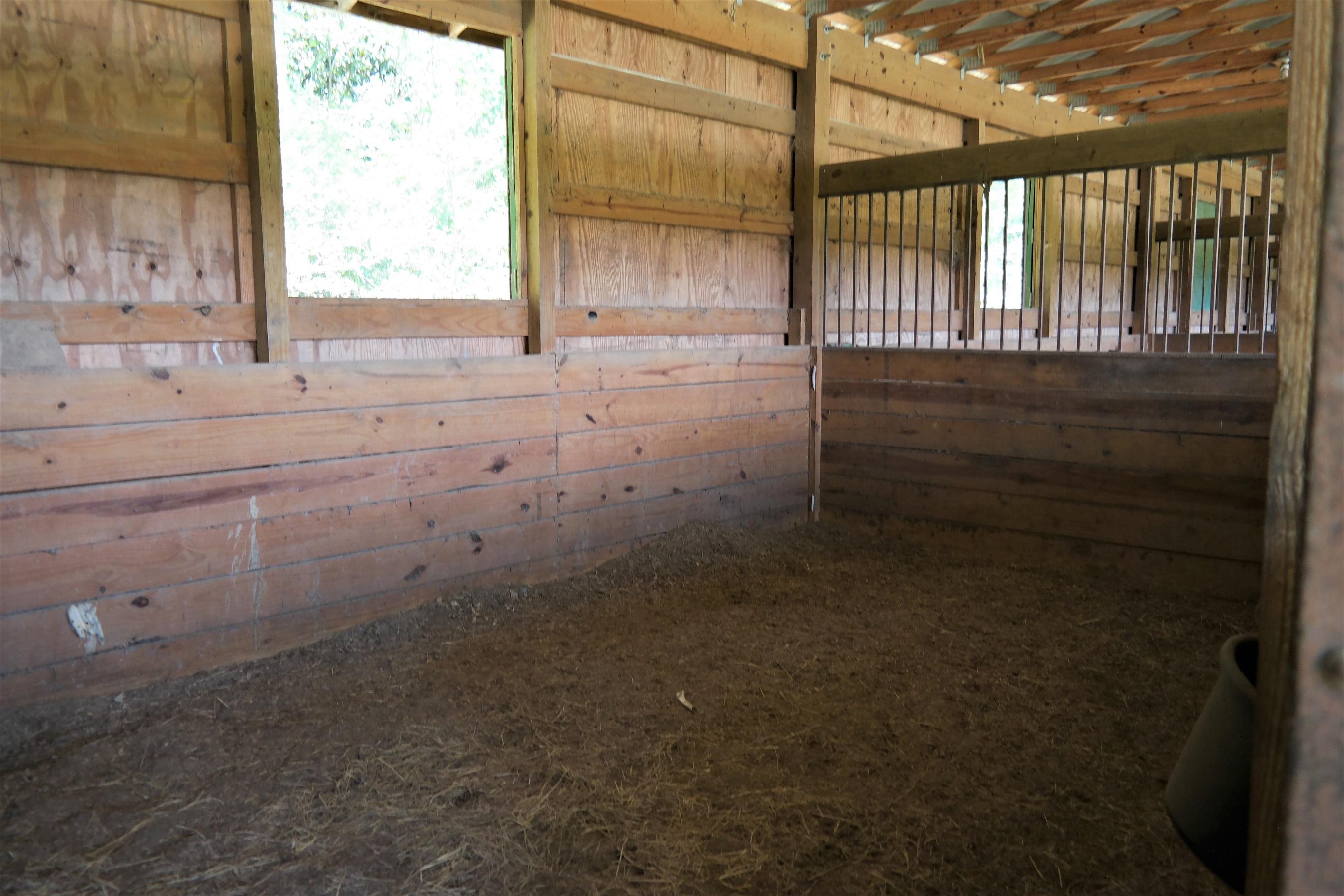 METES & BOUNDS - Farm