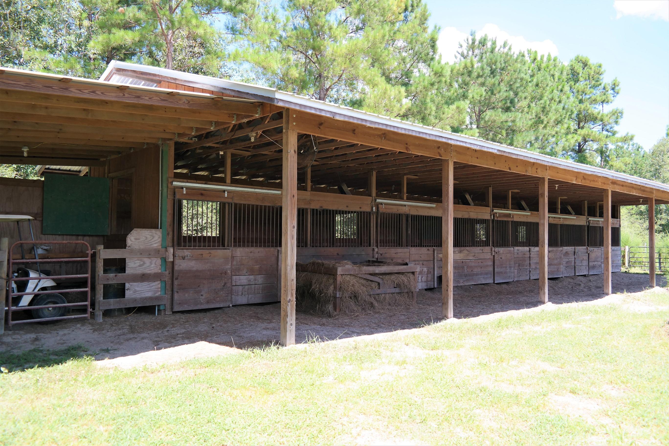 METES & BOUNDS - Farm