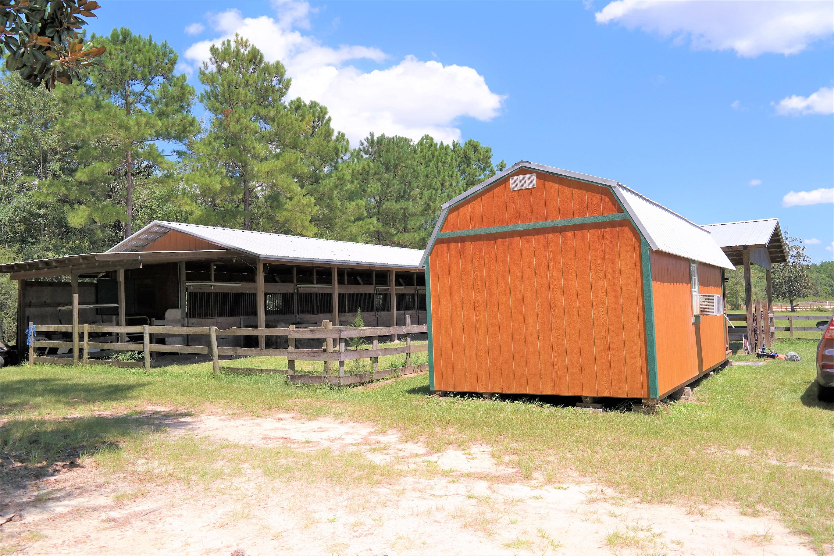 METES & BOUNDS - Farm