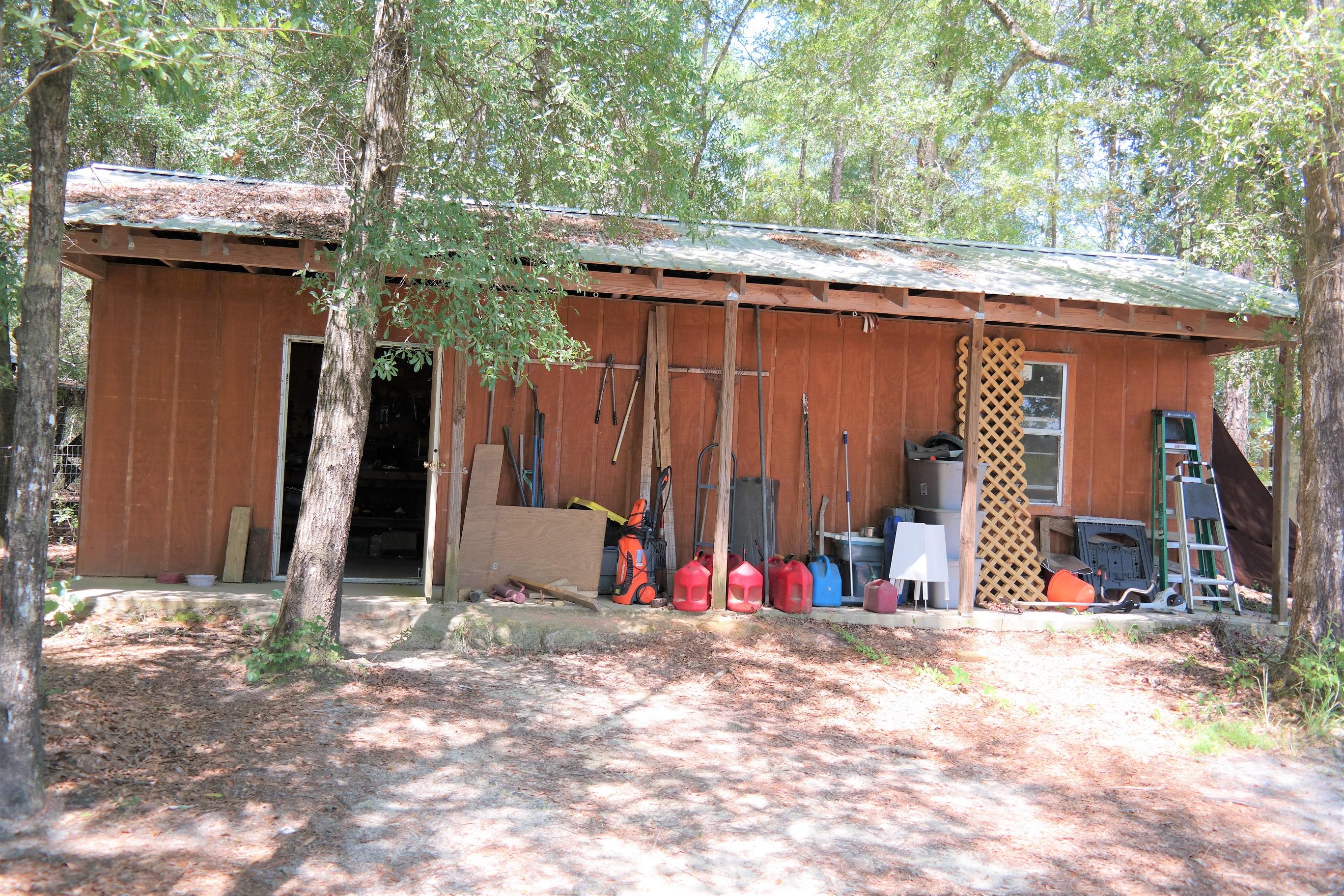 METES & BOUNDS - Farm