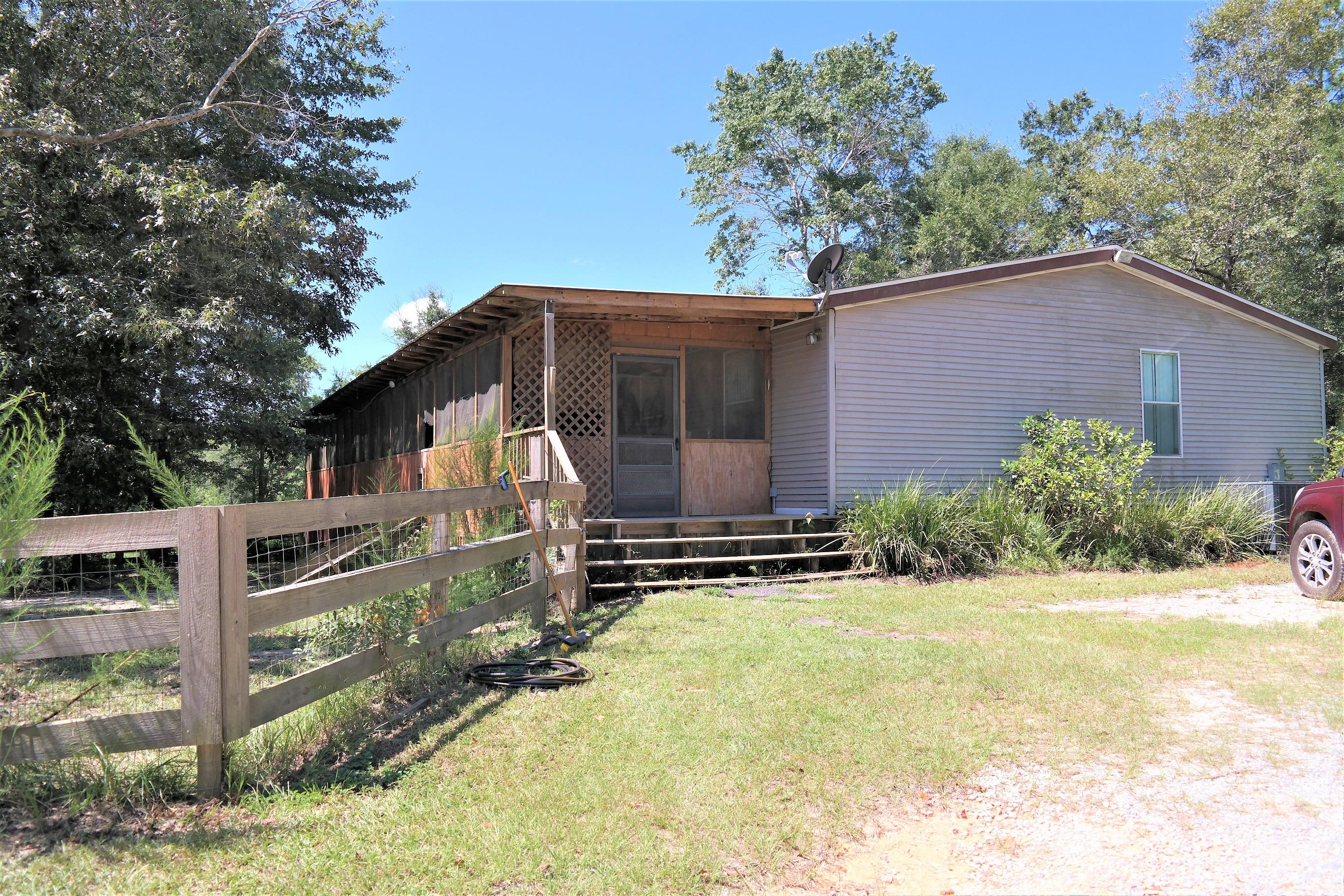 METES & BOUNDS - Farm