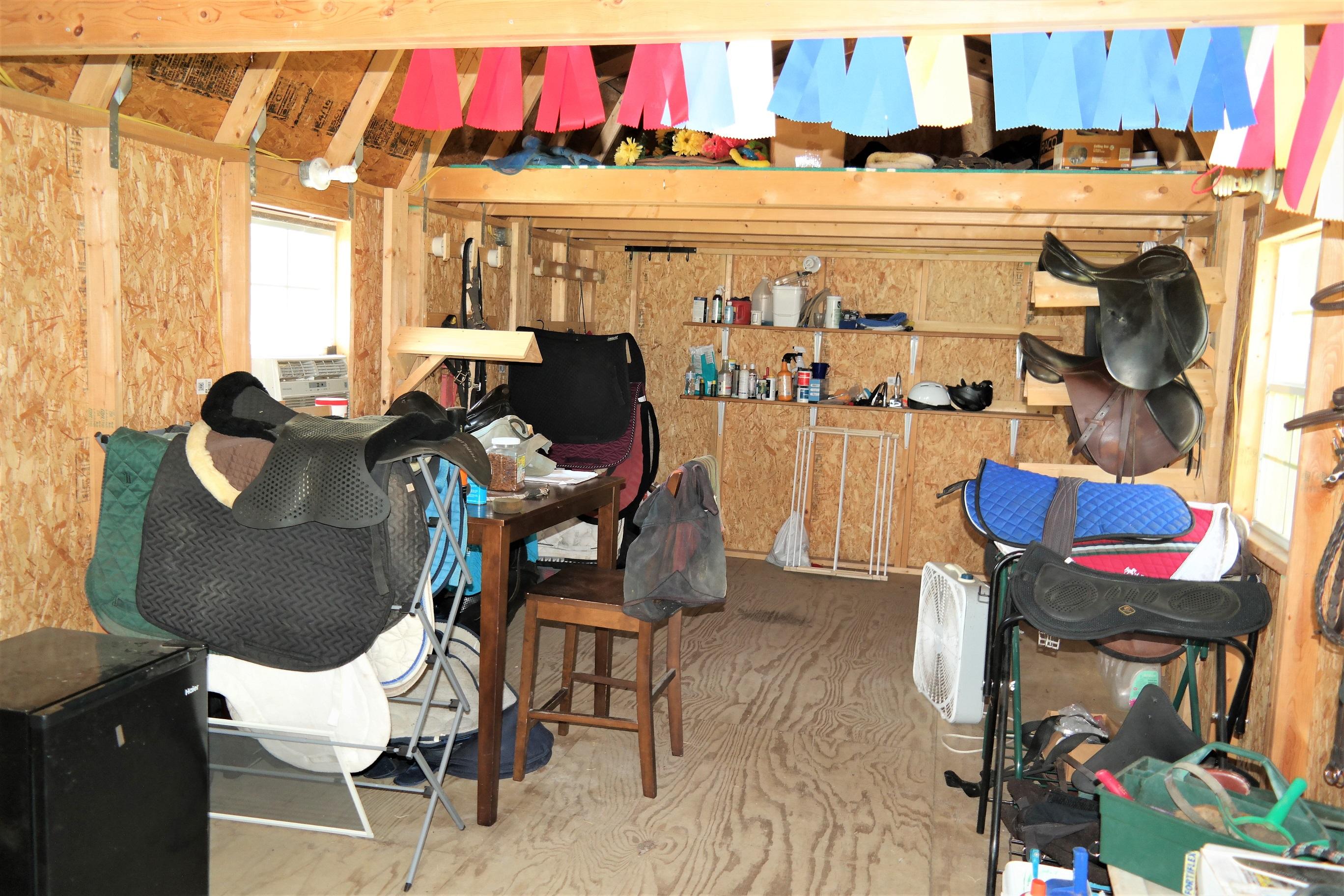 METES & BOUNDS - Farm