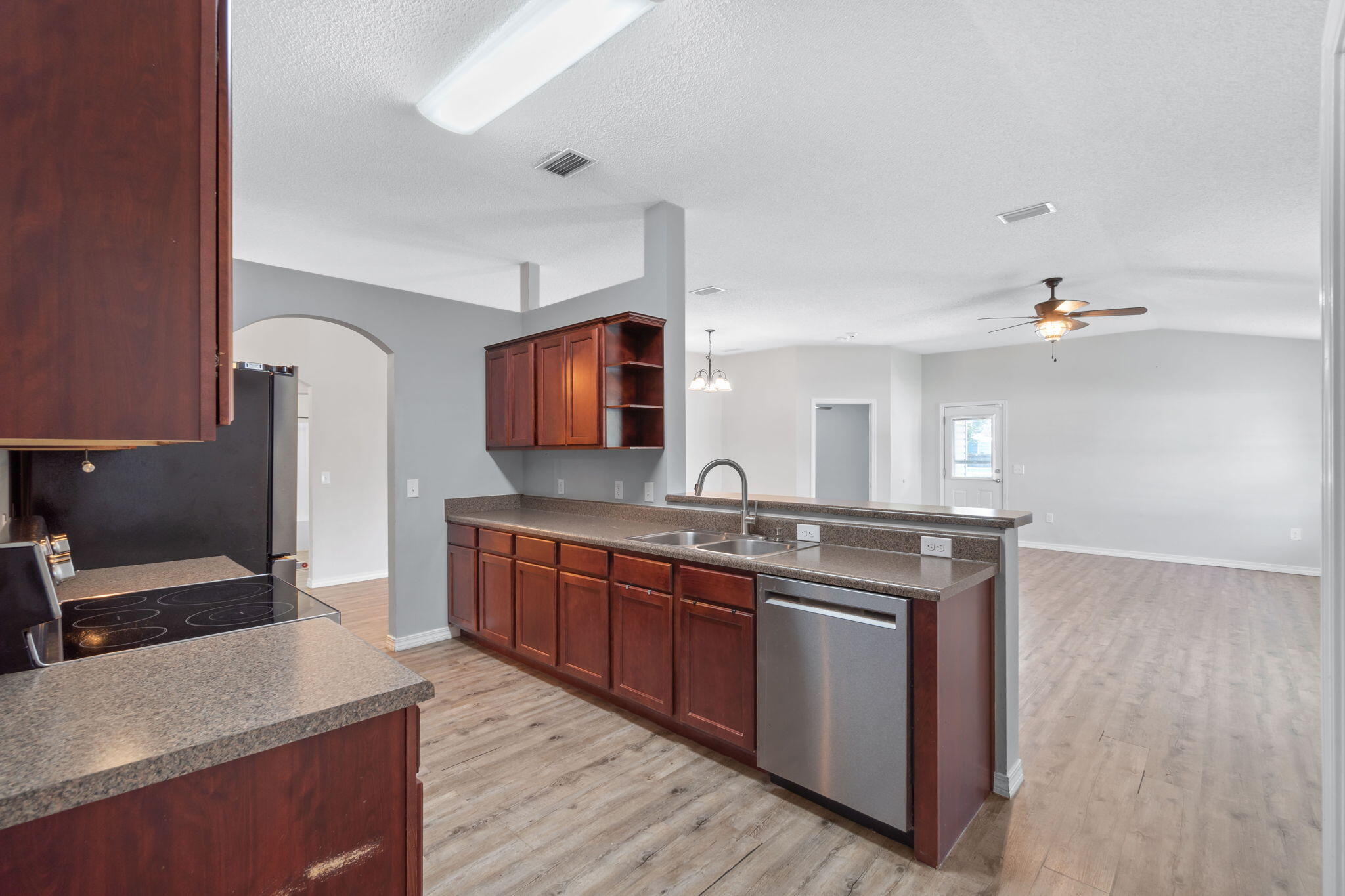 NO RECORDED SUBDIVISION - Residential