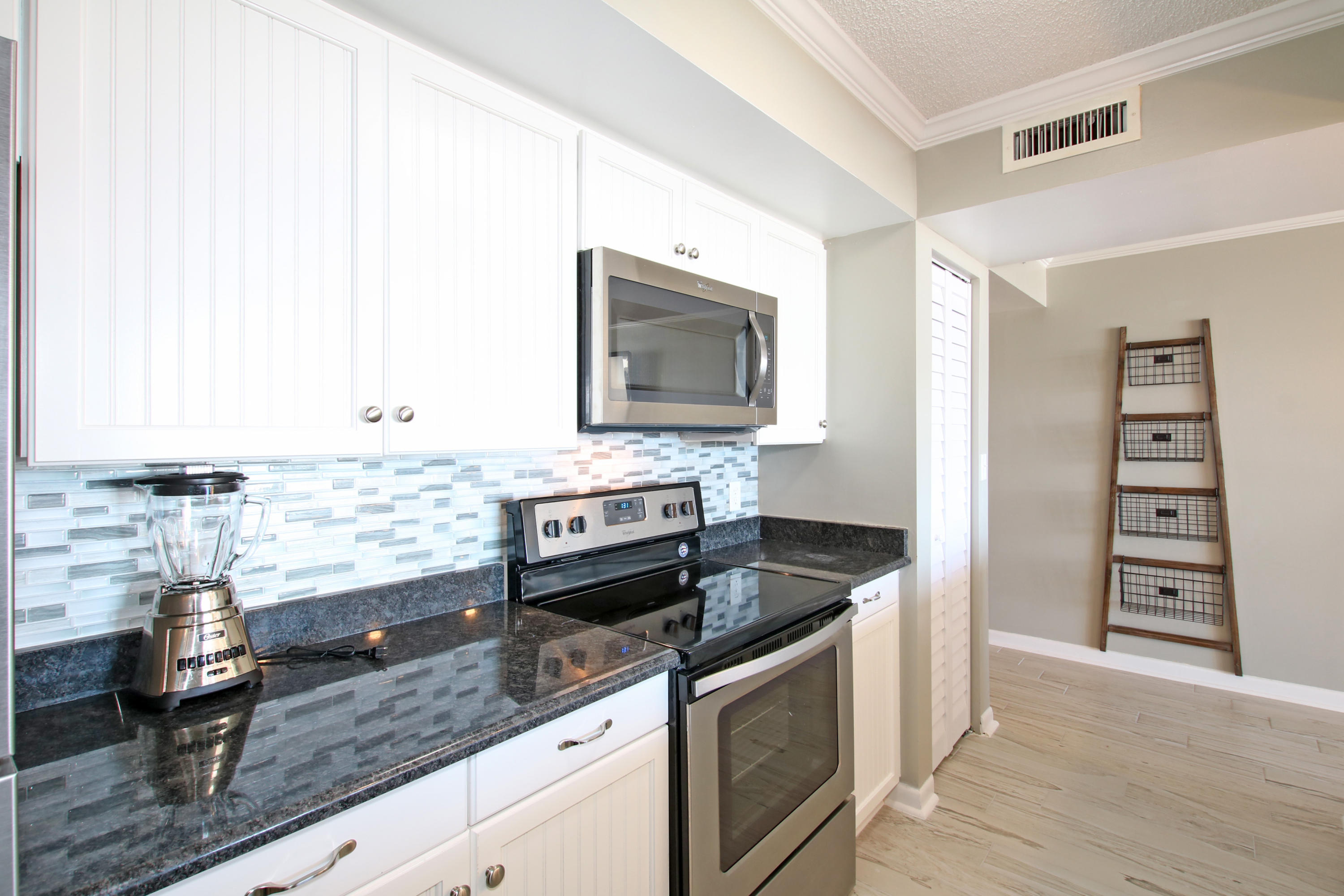 Magnolia House - Residential