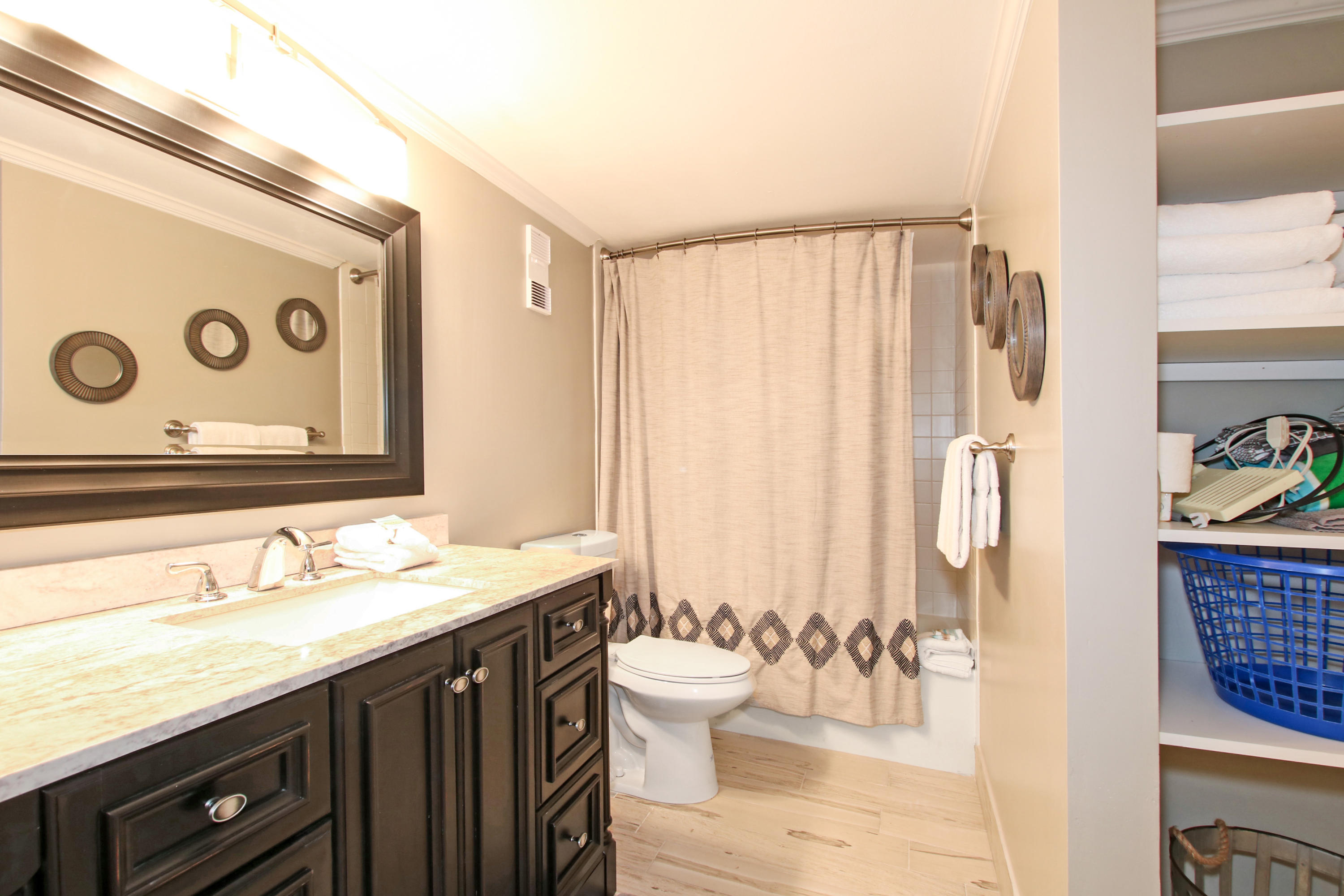 Magnolia House - Residential