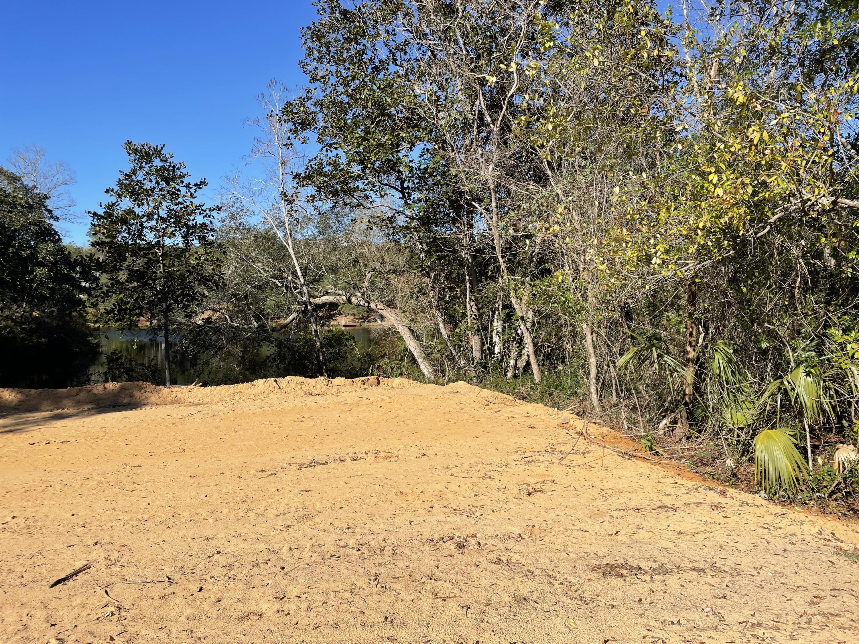 LAKE SHARON EST - Land