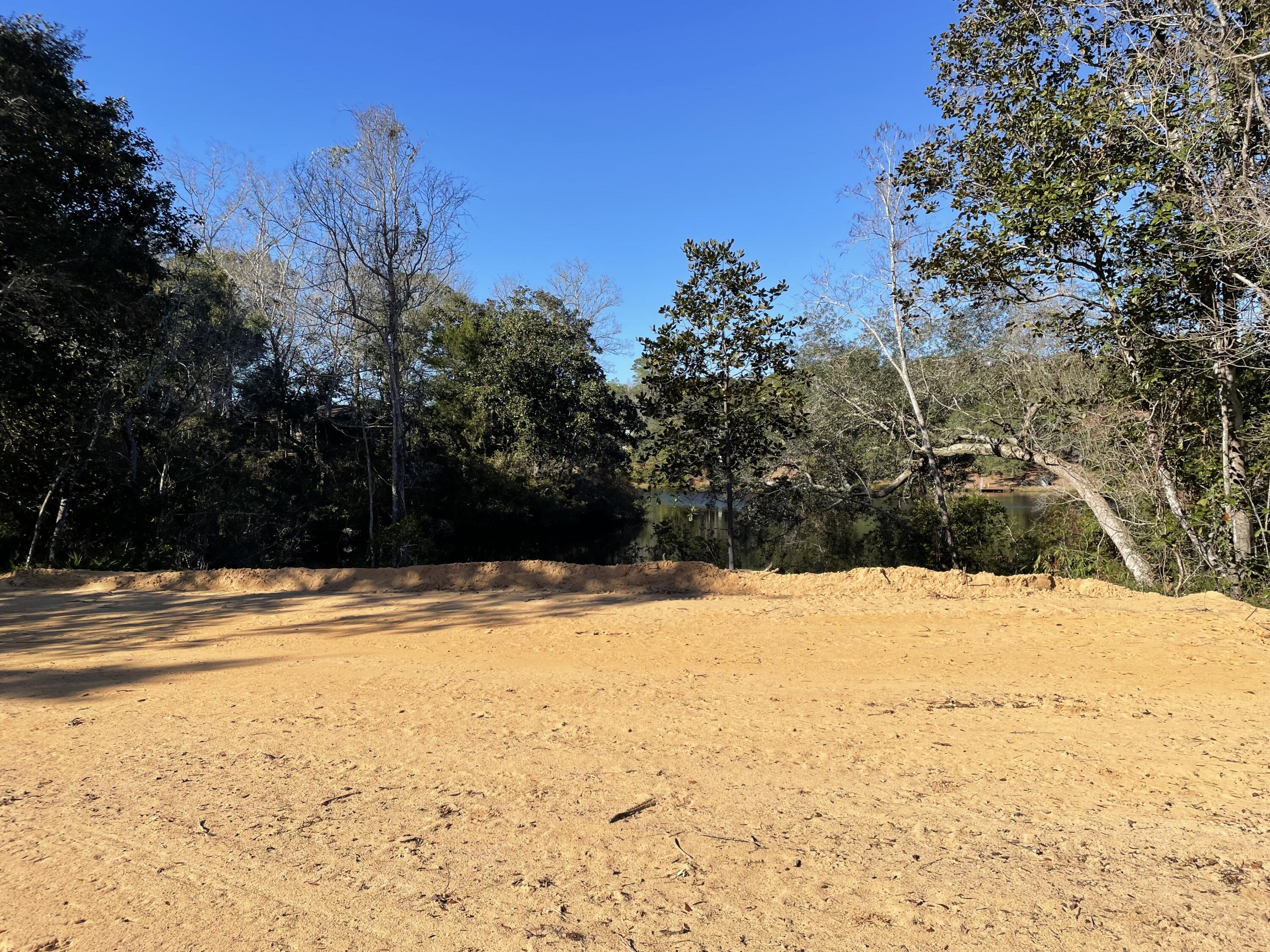 LAKE SHARON EST - Land