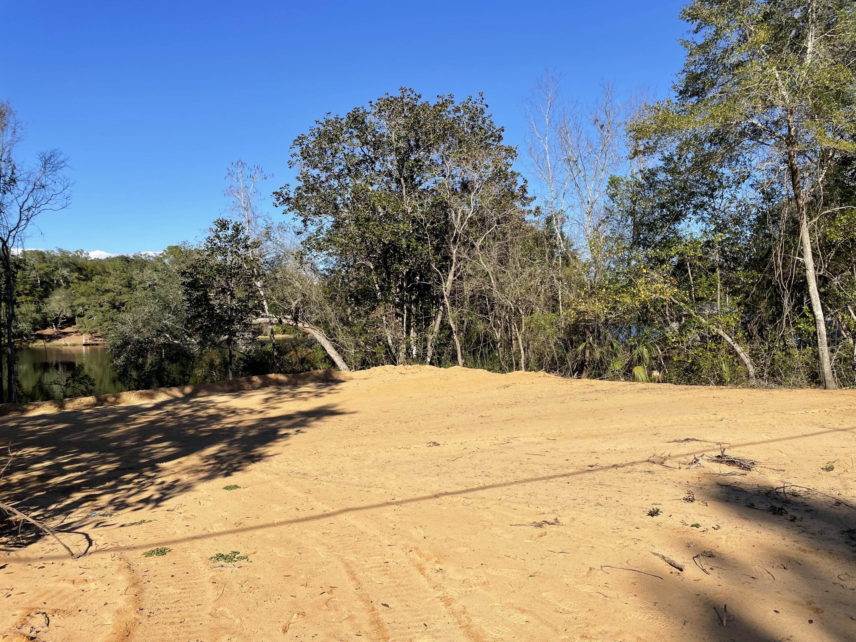 LAKE SHARON EST - Land