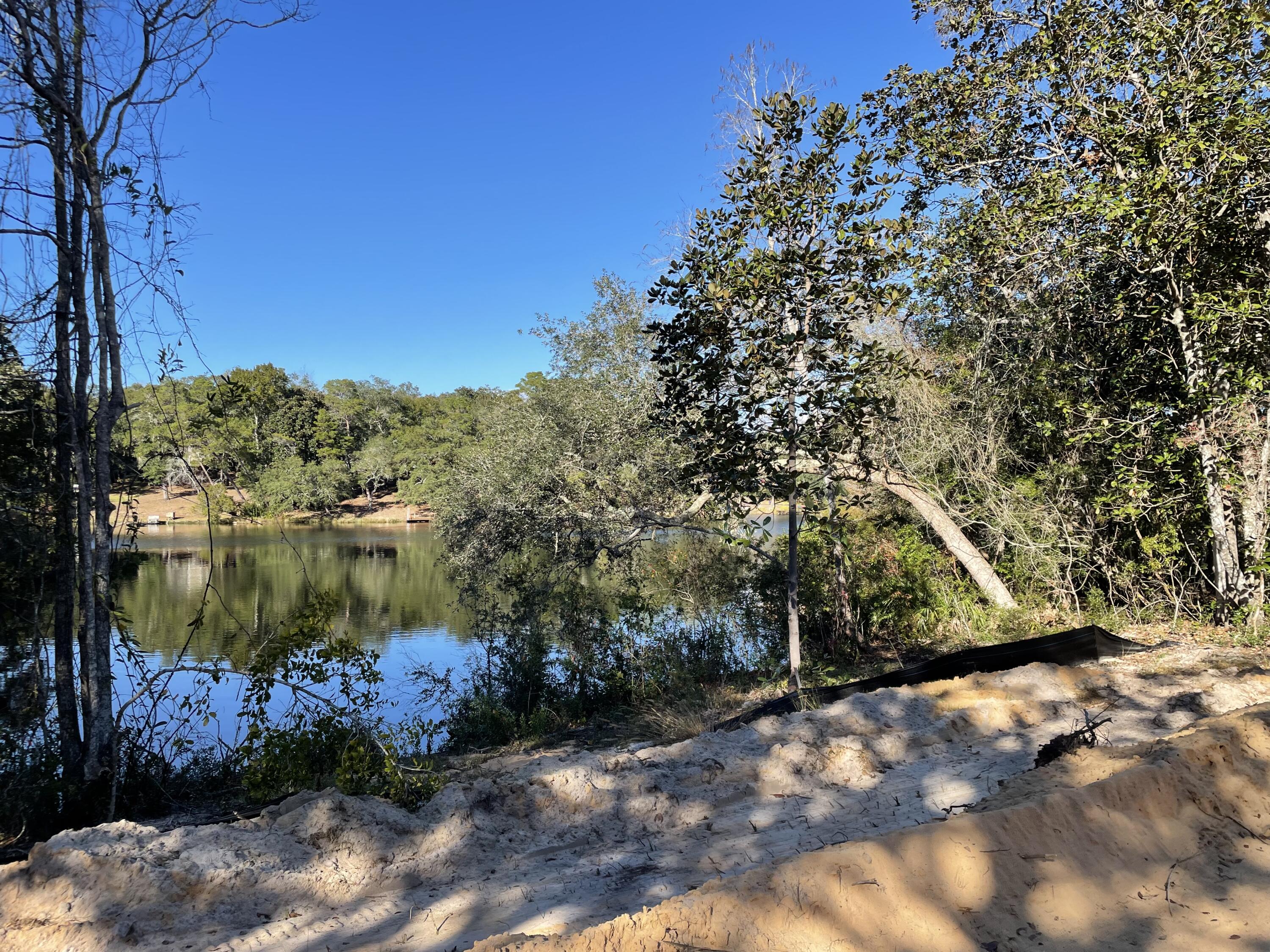 LAKE SHARON EST - Land