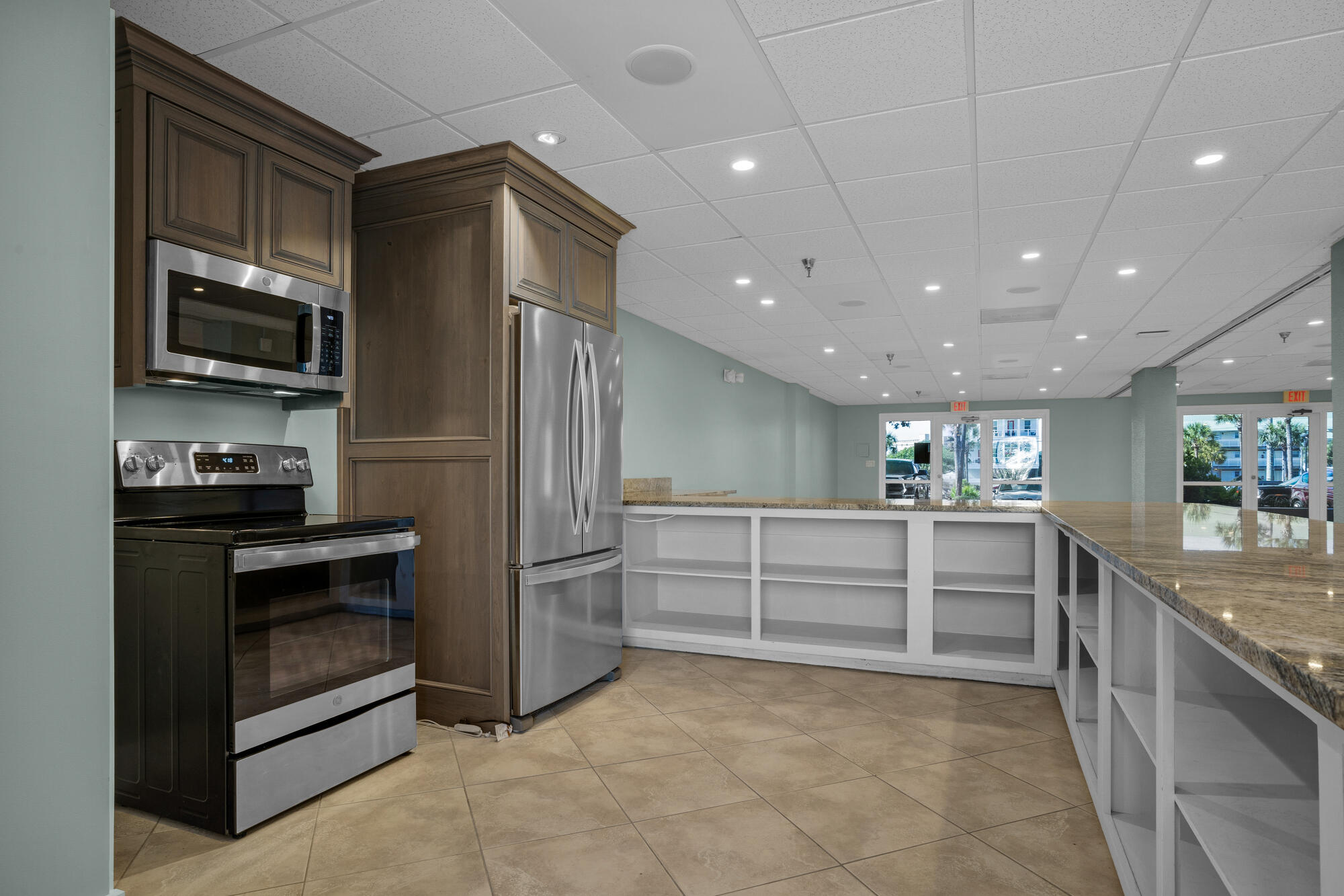 BREAKERS OF FWB PH 1 - Residential