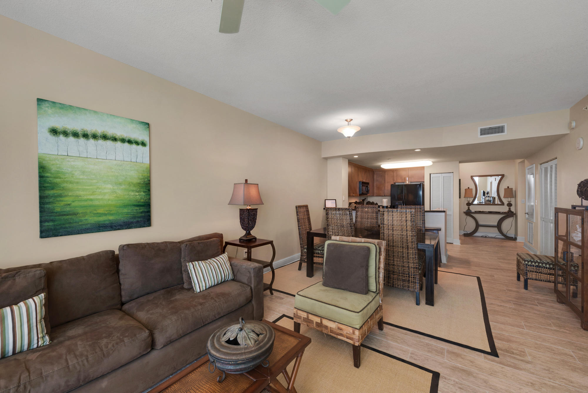 AQUA BEACHSIDE RESORT - Residential