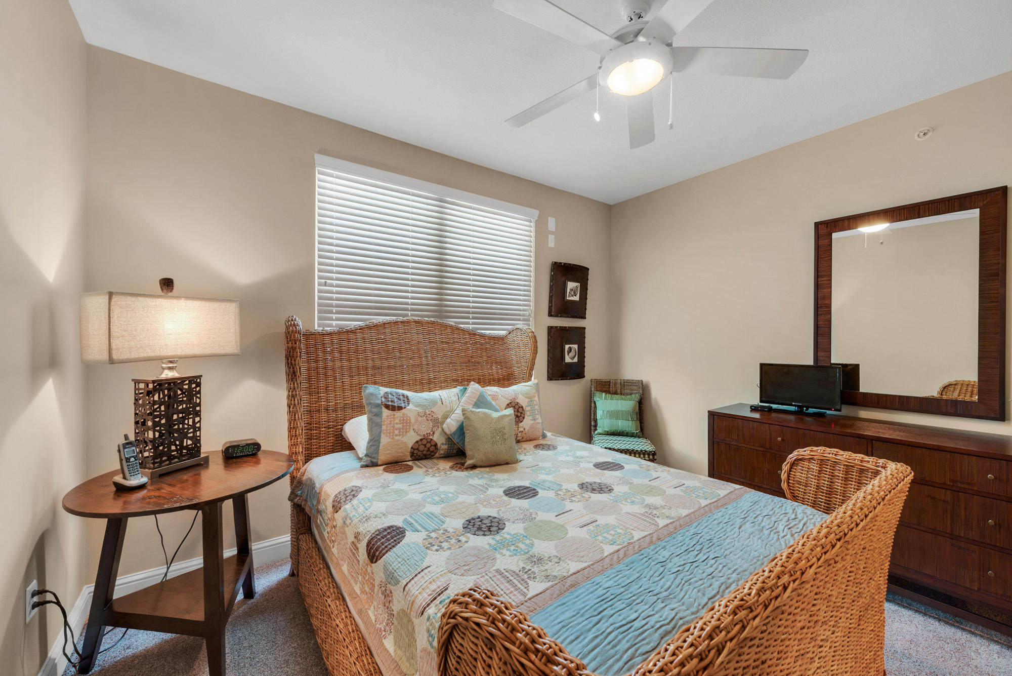 AQUA BEACHSIDE RESORT - Residential