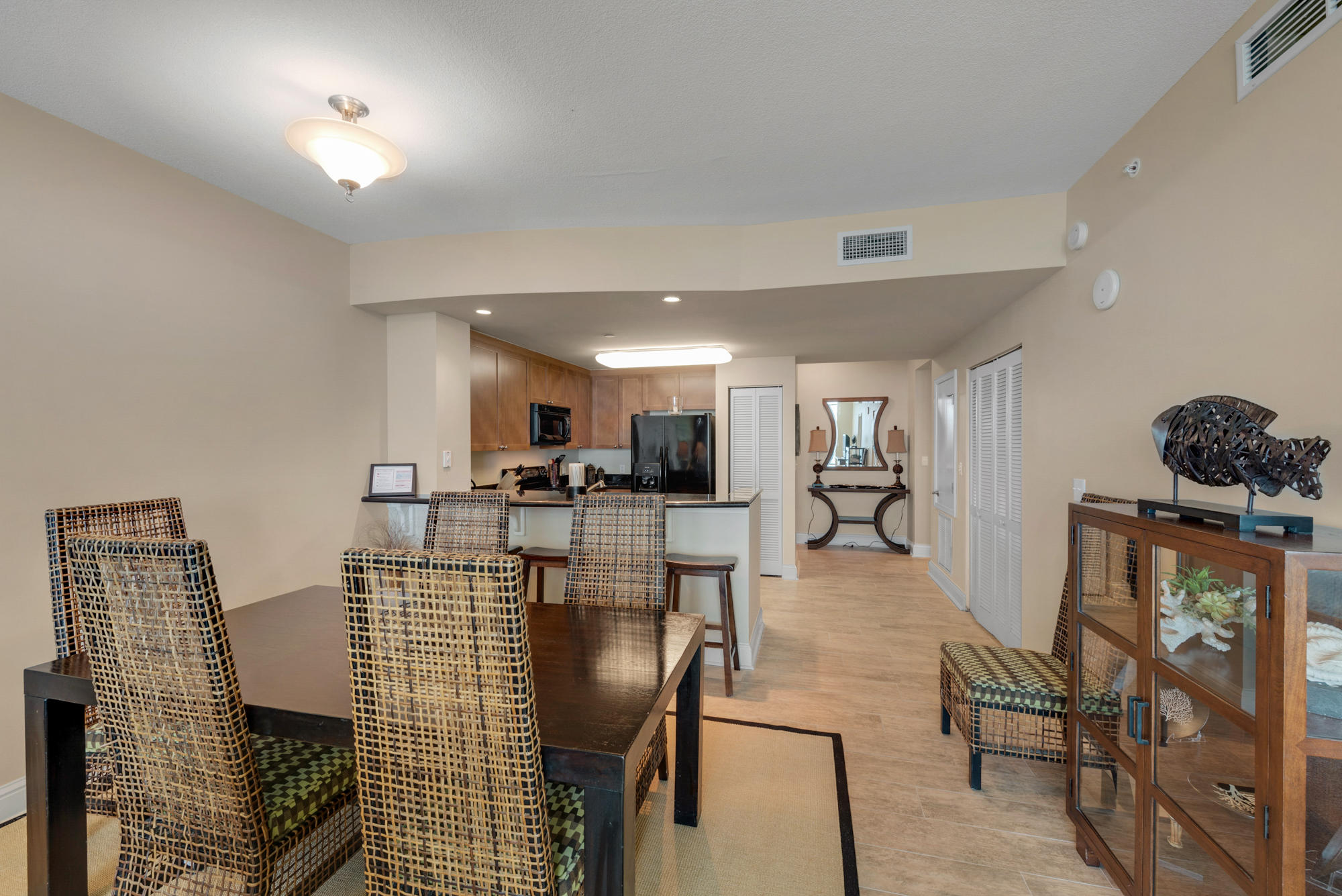 AQUA BEACHSIDE RESORT - Residential