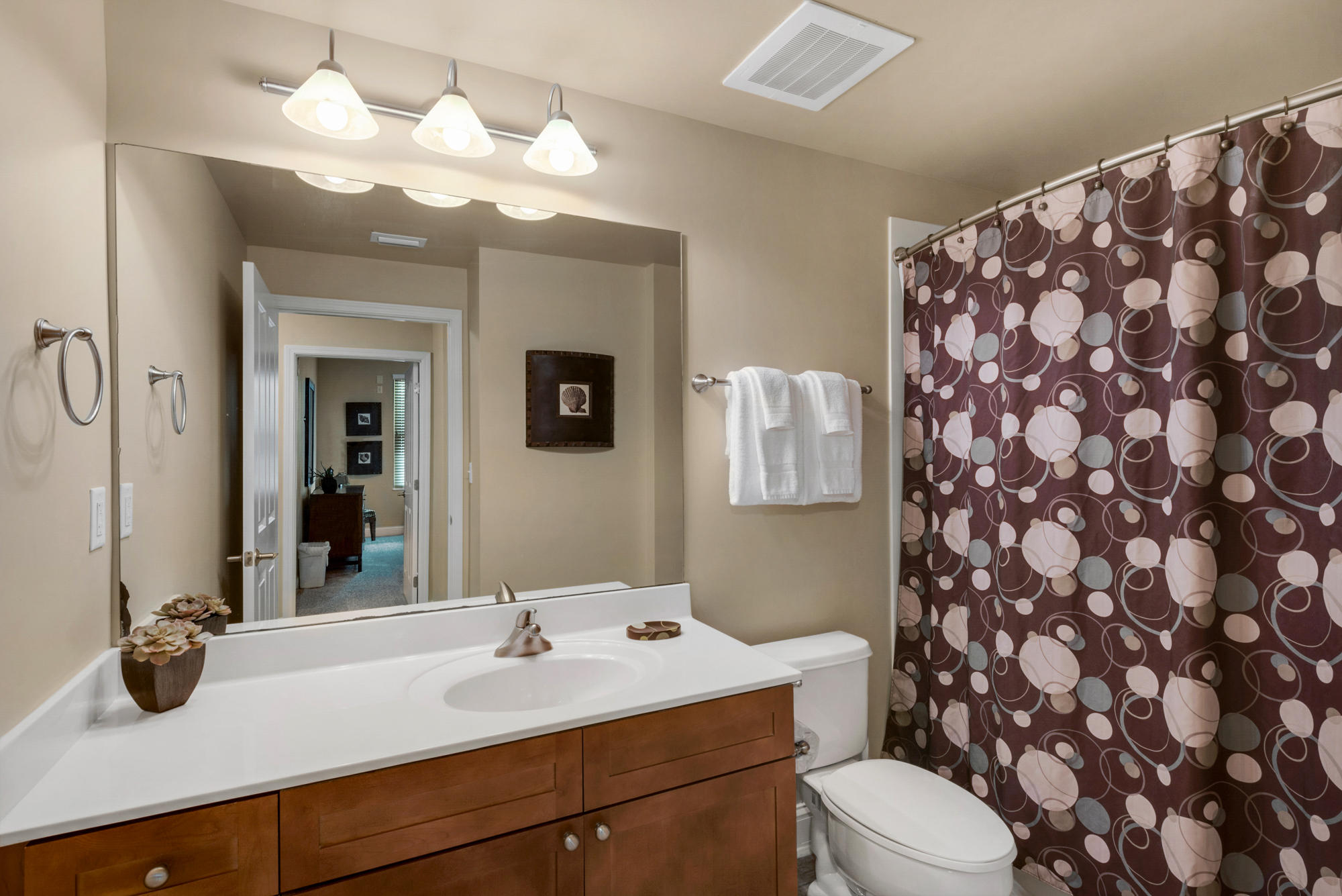 AQUA BEACHSIDE RESORT - Residential